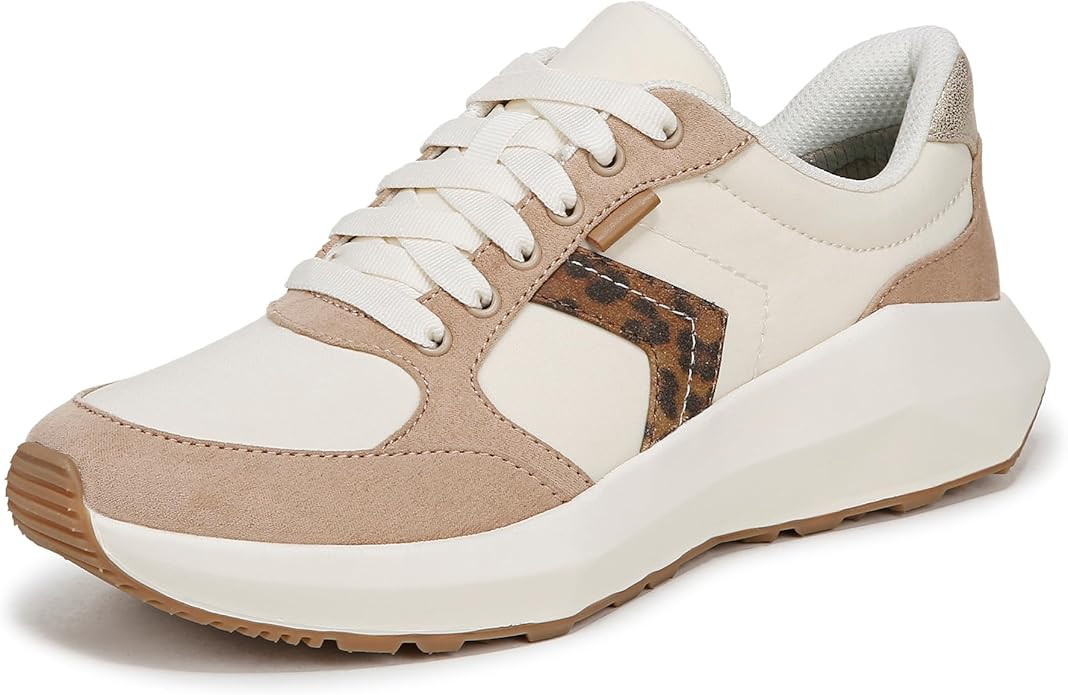 Dr. Scholl's Shoes Women's Hannah Retro Lace Up Fashion Sneaker | Amazon (US)