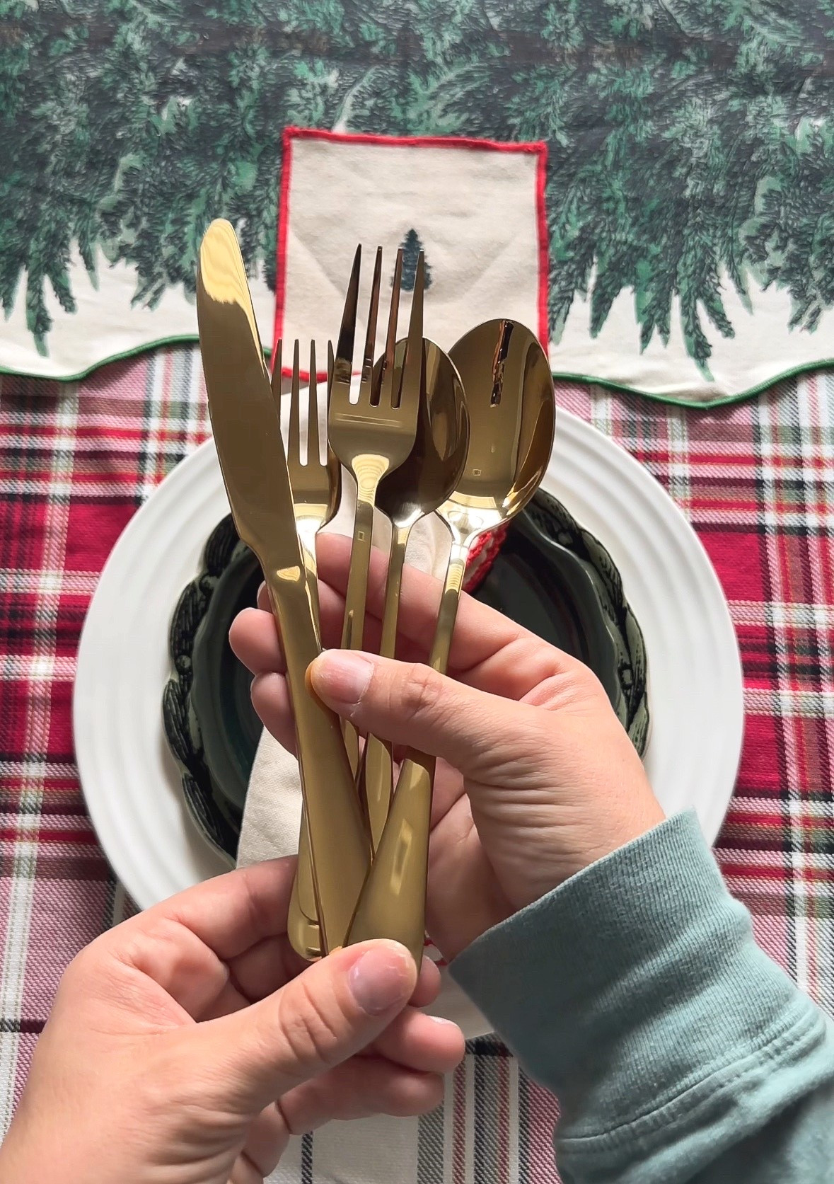 Upgrade your Christmas dinner table setting with this crazy affordable set of gold flatware from Amazon! 
This is a full set and the box comes with 4 sets! 
I am so excited to add this to my Christmas table scape this year! 

#LTKCyberWeek #LTKHoliday #LTKHome
