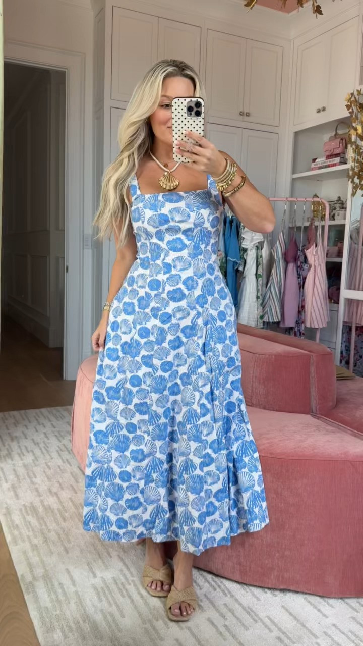 The prettiest spring dress!  25% off in the LTK Spring Sale!
 

#LTKootd #LTKSpringSale #LTKSeasonal