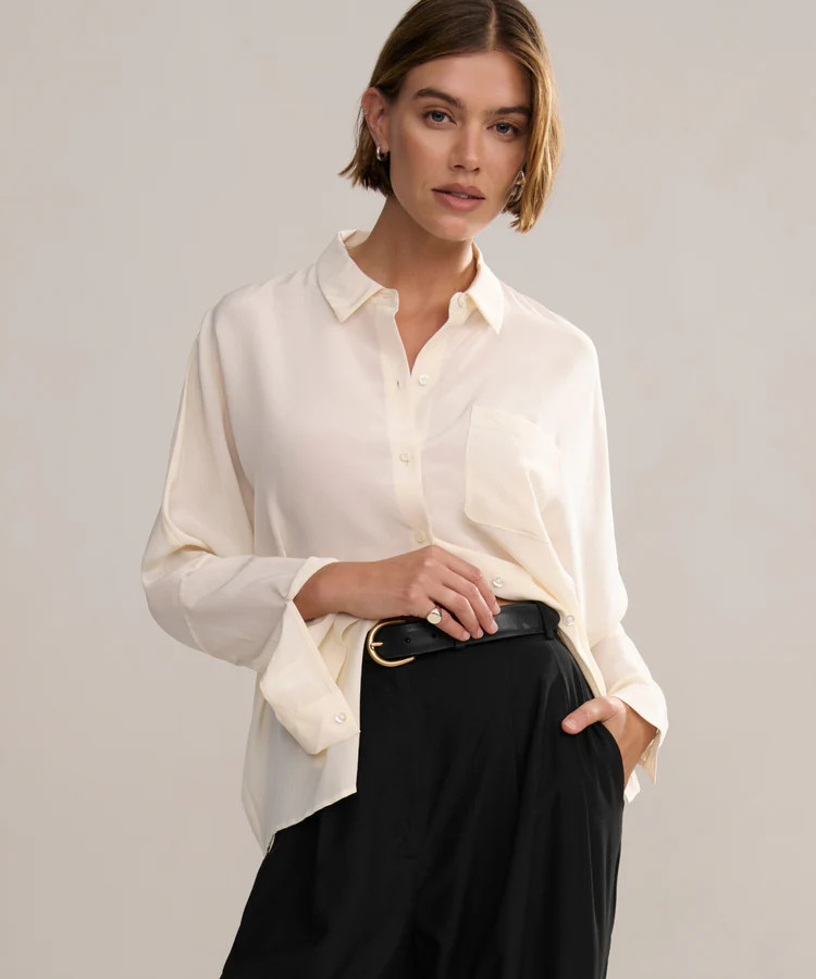 Stop everything bestie 😍✨ the Jenni Kayne Semi Annual Warehouse Sale is HERE and it’s giving effortless luxury for LESS 🤍 Think timeless California-cool vibes with up to 70% OFF on the dreamiest sweaters, flowy dresses, perfectly fitted jeans, breezy shirts, chic bags, and everyday sandals you’ll wear on repeat ☀️👜 This is your sign to refresh your summer wardrobe with elevated basics that never go out of style 💫 Minimal, neutral, and SO wearable — run don’t walk because these pieces always sell out FAST 🔥

#JenniKayne #JenniKayneSale #WarehouseSale #SemiAnnualSale #SaleAlert #UpTo70Off #SummerSale #SummerMustHaves #EffortlessStyle #MinimalStyle #NeutralAesthetic #CapsuleWardrobe #TimelessFashion #LuxuryForLess #ChicBasics #EverydayStyle #SummerOutfits #BeachyVibes #CaliforniaStyle #LinenDress #SummerDresses #CozySweaters #LightweightSweaters #DenimStyle #JeansOutfit #CasualChic #SimpleStyle #StyleInspo #OOTDInspo #OutfitIdeas #FashionFinds #LTKStyle #LTKSale #LTKDeals #ShopTheLook #TrendingNow #ViralFinds #ClosetRefresh #StyleGoals #MustHaveStyle #SandalsSeason #SummerSandals #HandbagLovers #EverydayBag #MinimalWardrobe #NeutralOutfits #SoftAesthetic #ClassicStyle #FashionDeals #ShopSmart 

 #LTKgrwm #LTKSeasonal #LTKSaleAlert