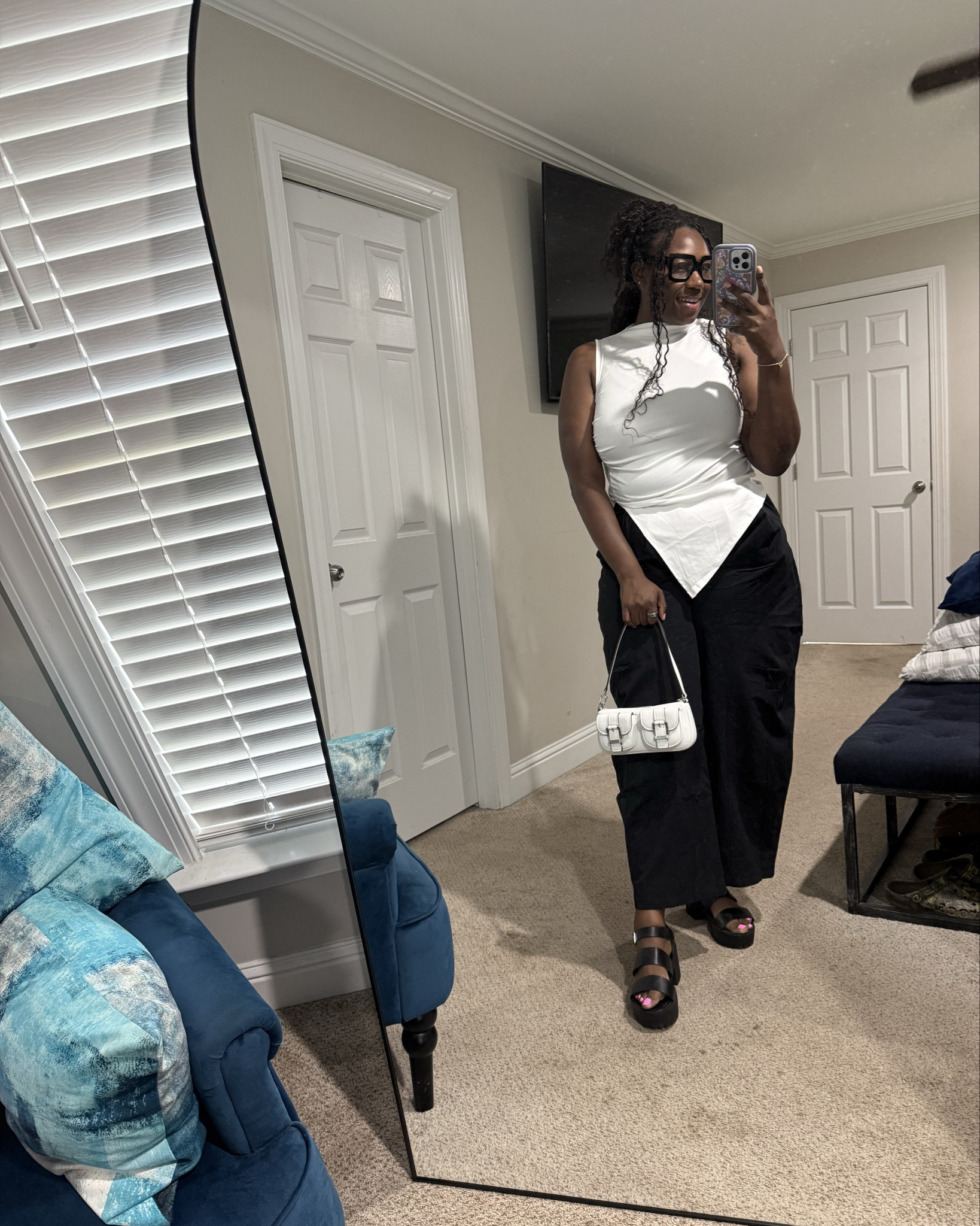 Current uniform: Black and white. 🕊️ Found the perfect top that does all the work for you—no extra styling needed. Whether it’s for brunch or a casual day out, this fit is a 10/10. 🖤🤍

#LTKgrwm #LTKPlusSize #LTKdayinmylife