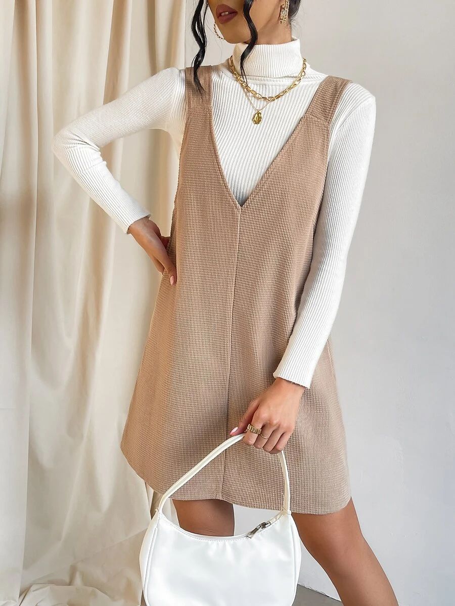 Solid V Neck Overall Dress Without Sweater
   
      SKU: sw2207136584900322
          (100+ Revi... | SHEIN