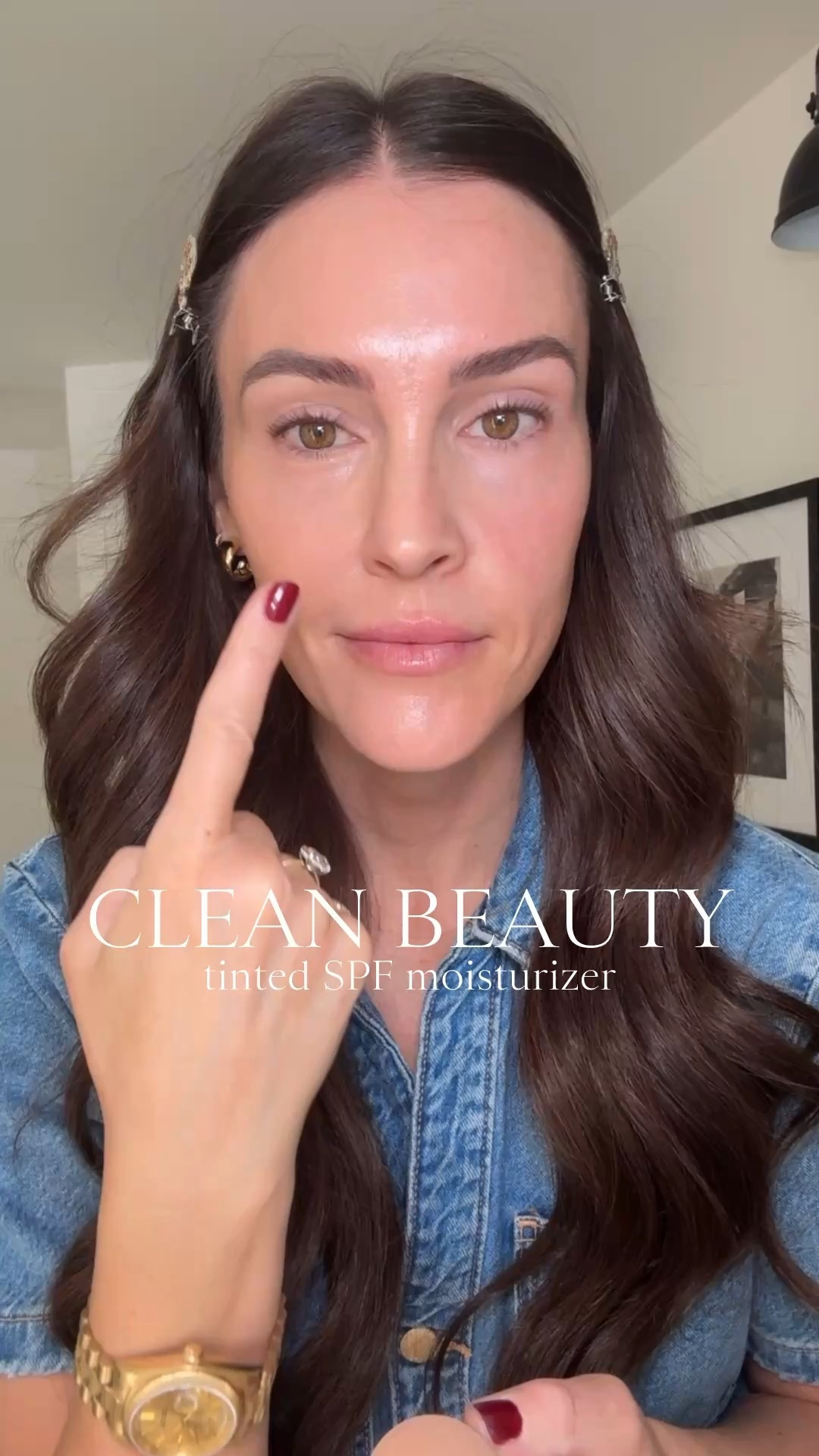 CLEAN BEAUTY \ The most magical tinted SPF moisturizer💫💫 I’ve loved this skincare/makeup hybrid product for years!! It evens out your skin, feels lightweight, hydrates and has a mineral SPF👏🏻 I wear the color “three + half” everyday instead of foundation. It’s gives me that dewy glow that I love! A entire bottle last me a few months and it’s only $38! This will be your new favorite skin product 💁🏻‍♀️

Comment BEAUTY to get this details sent to your DMs✨

#LTKFindsUnder50 #LTKgrwm #LTKBeauty