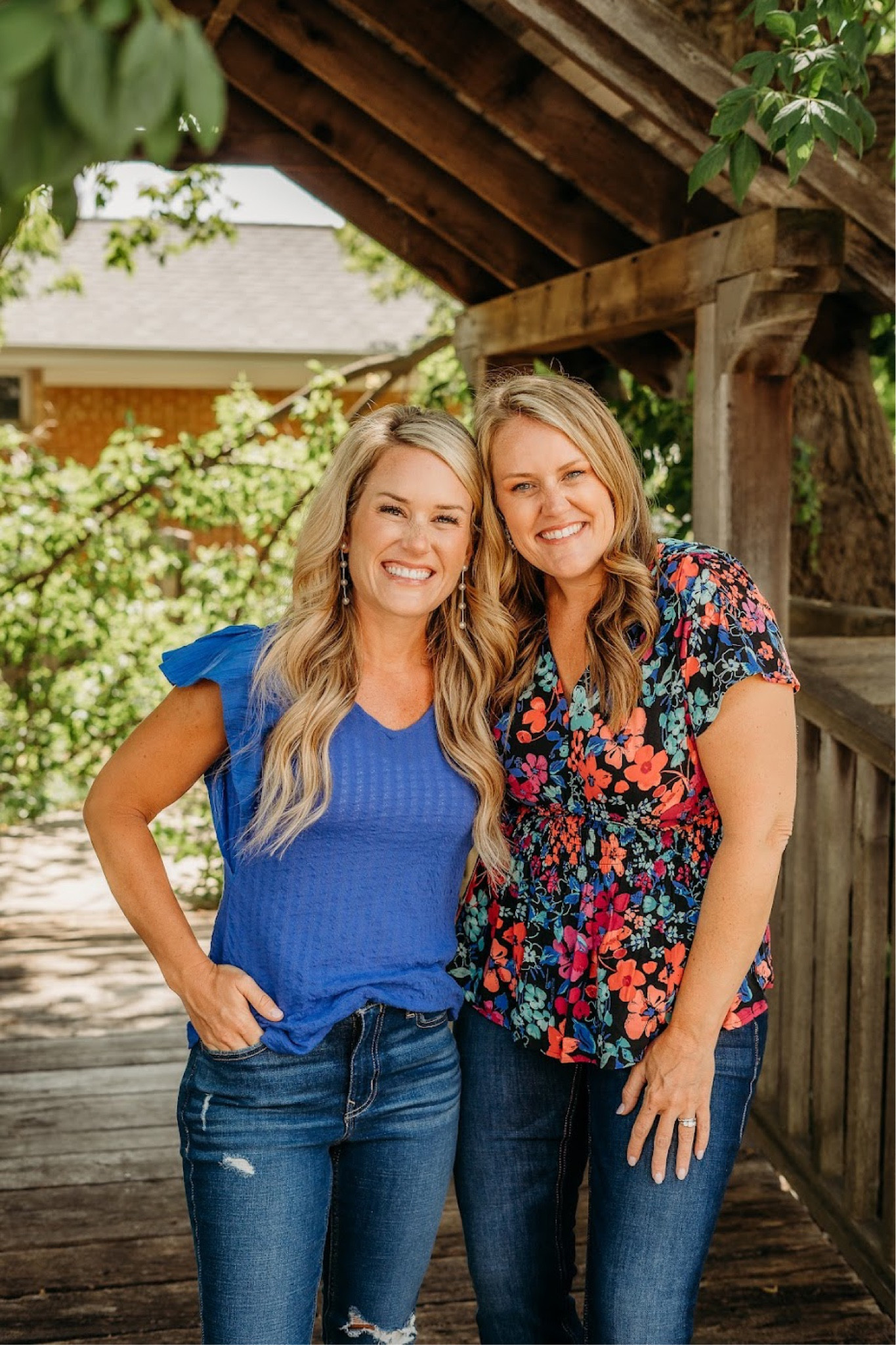 Summer outfits

Floral blouse  blue blouse  denim jeans  accessories  Maurices 

#LTKstyletip #LTKshoecrush #LTKSeasonal