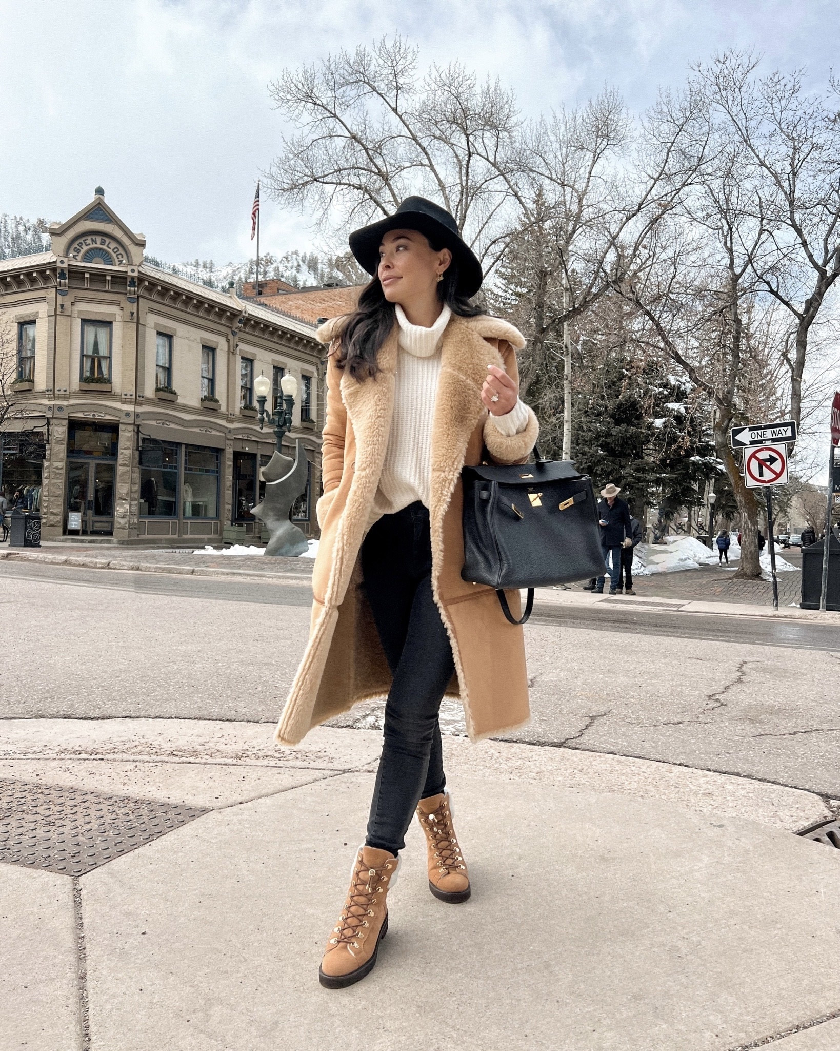 Aspen outfit, Avec Les Filles shearling coat similar below, snow boots, winter outfit. 

#LTKTravel #LTKootd #LTKSeasonal