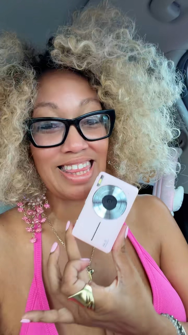 Pink camera lovers, this one is too cute. 🎀📸 This compact digital camera is perfect for everyday photos, vacations, girls’ trips, birthdays, and getting that fun digital-camera look without carrying around a big camera. It features 44MP photos, 1080P video, 16X digital zoom, anti-shake, and comes with a 32GB memory card + two batteries. Small enough to toss in your bag and take everywhere. 💕

#DigitalCamera #PinkCamera #AmazonFinds #CameraFinds #LTKFinds