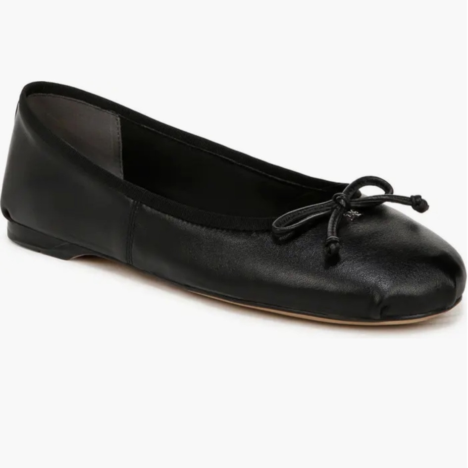 Next wardrobe caption: flats! To me this category includes ballet flats, Mary Jane’s, mules, among others. Adding links to flats I love and have in my closet! 

#LTKFindsUnder100 #LTKFindsUnder50 #LTKxNSale