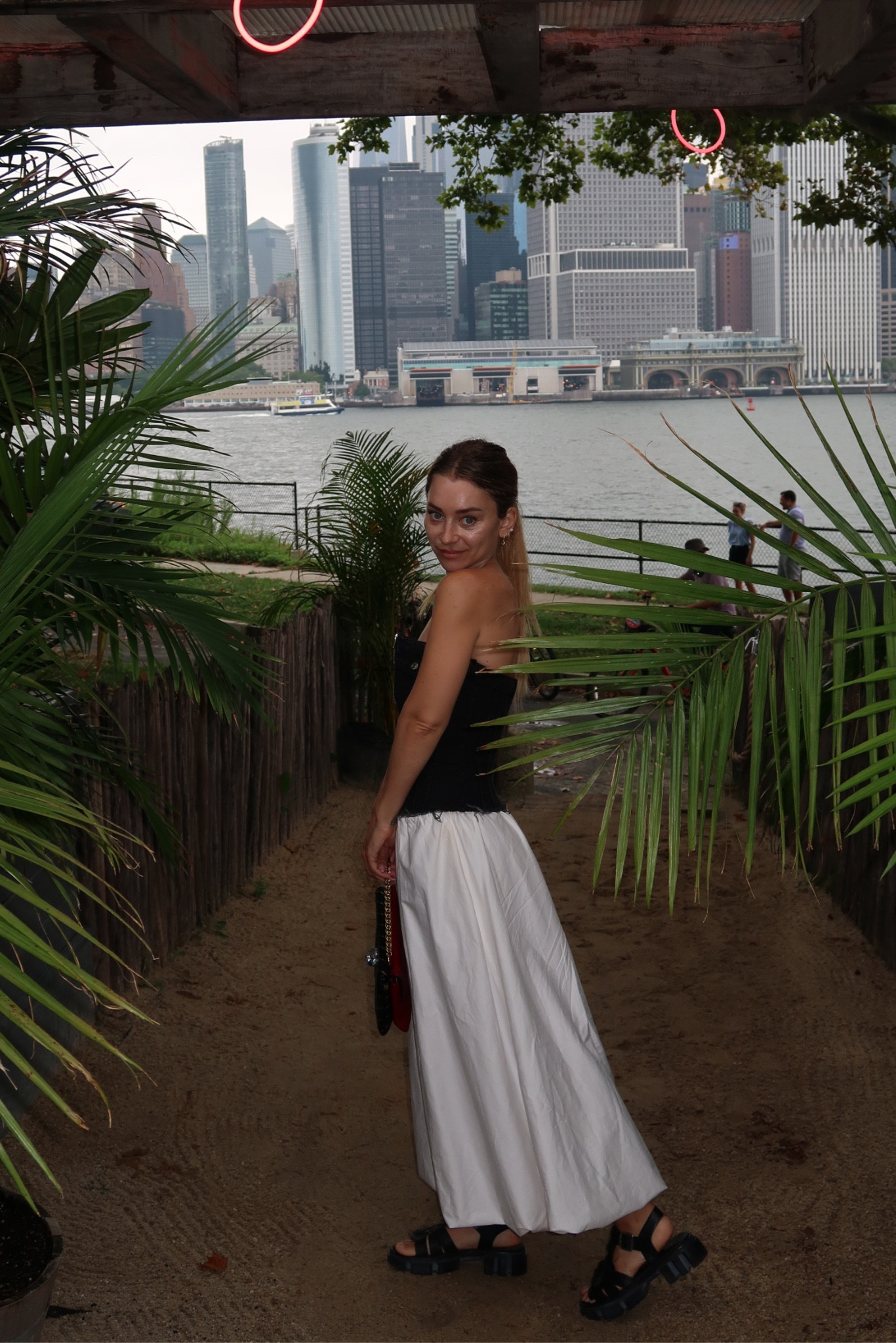 Free people sandals - super comfy ❤️ balloon skirt 🎀

#LTKxNSale #LTKStyleTip #LTKShoeCrush