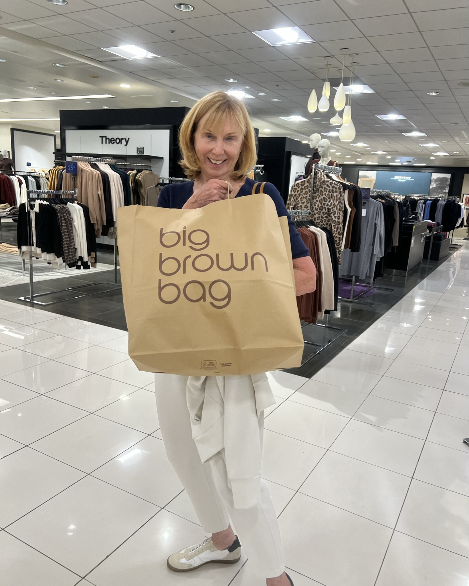 When you take your client to a whole new space and you find SURPRISE & DELIGHTS all over the place! 

#LTKStyleTip #LTKOver40 #LTKSeasonal