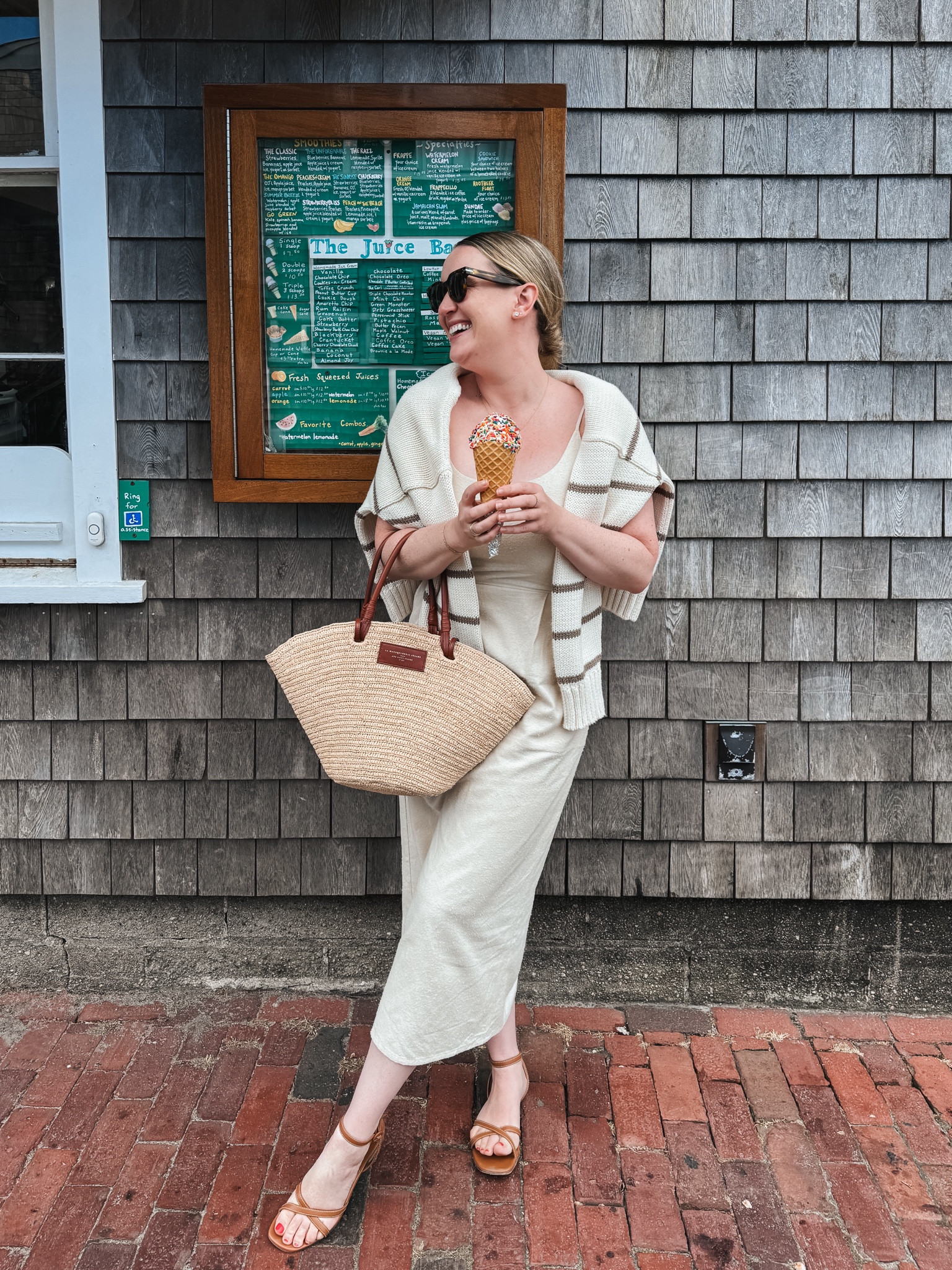 Summer outfit featuring Jenni kayne dress (L) Jenni kayne striped sweater (L)
Margaux sandals
Sézane bag