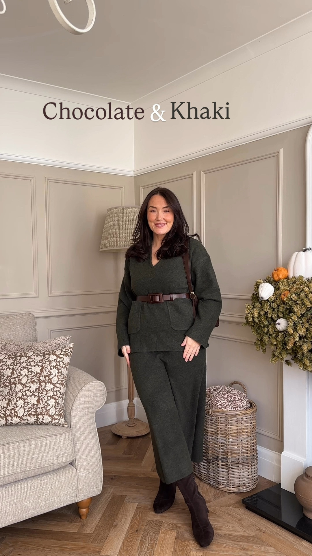 Happy 1st of November ❤️ I'm in love with knitwear this time of year and fell in love with this gorgeous khaki coord. I'm wearing S in top and M in bottoms this comes up incredibly oversized!! I'm usually a L on bottom in Zara and M/L depending on style on top. So this is fab as it will be great for curves xxx

#LTKuk #LTKfestive #LTKwinter