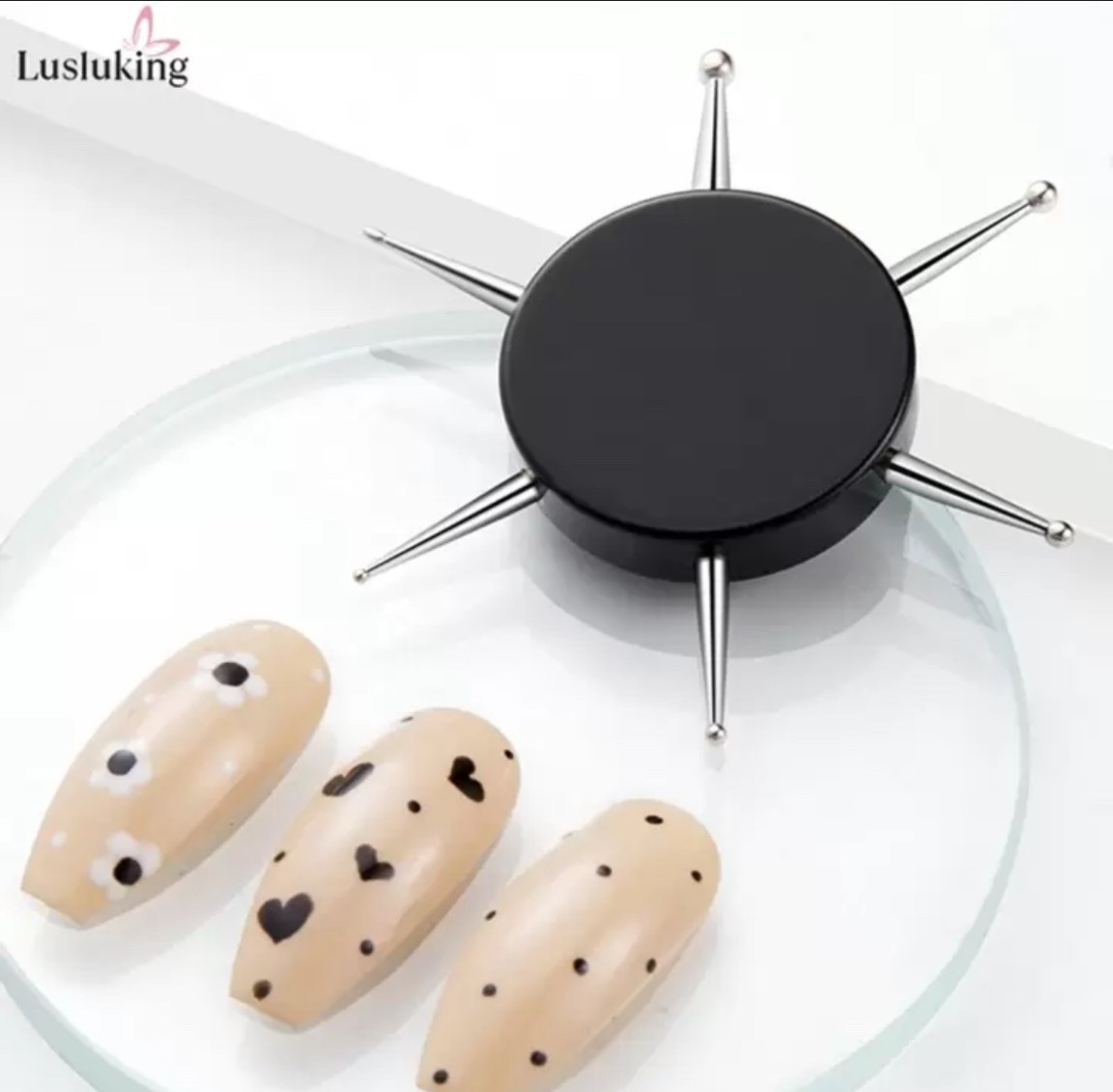 Herramienta para hacer diseños en las uñas 

#LTKWorkwear #LTKBeauty #LTKdayinmylife