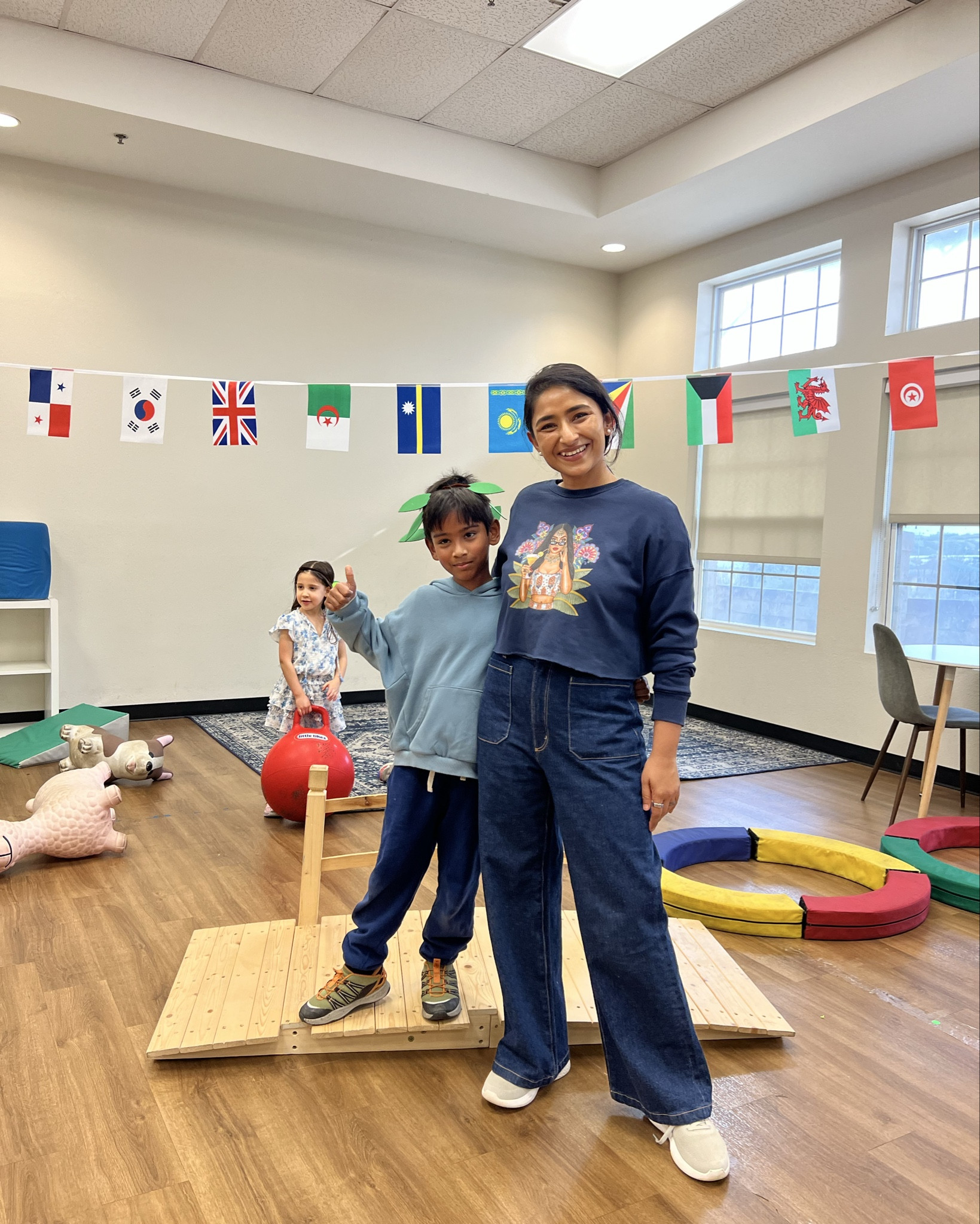 Love a good jeans, slip on shoes and crop sweatshirt 

#LTKootd #LTKdayinmylife #LTKmomlife