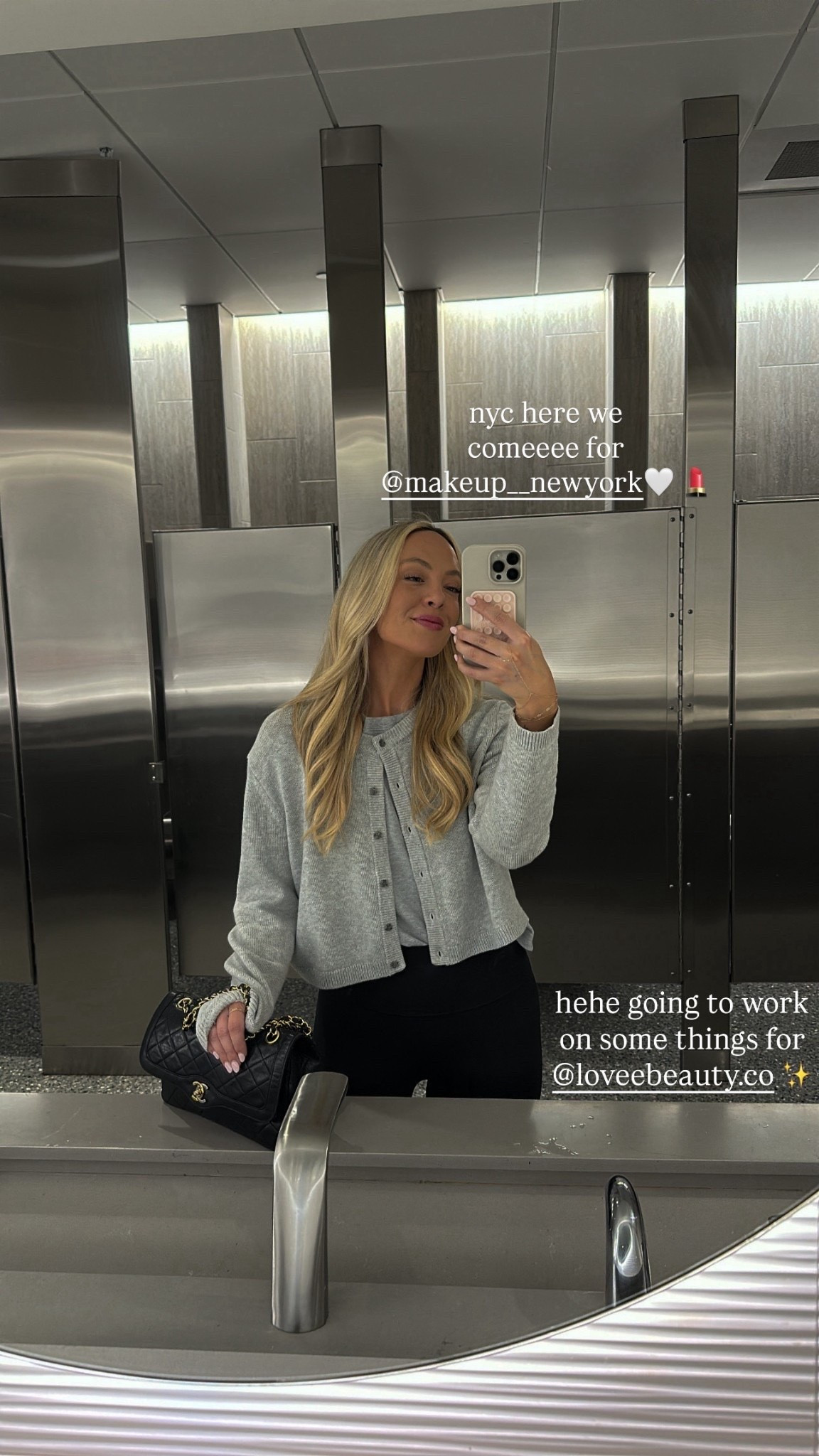 Easy airport outfit ✈️ this cardigan is one of my favorite layers, especially for travel days!

#LTKootd #LTKdayinmylife #LTKTravel