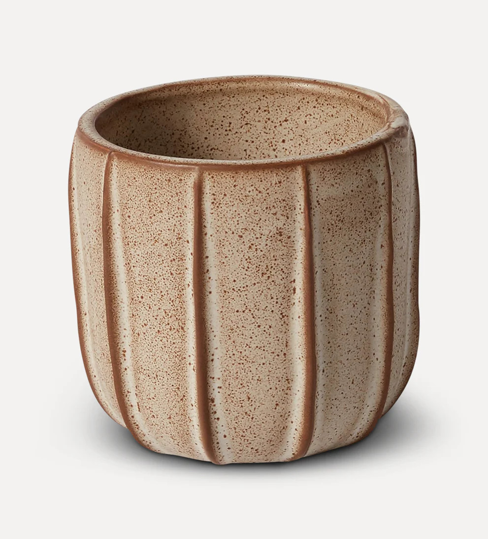 Zola Ceramic Vase | Le Maé by Lindye
