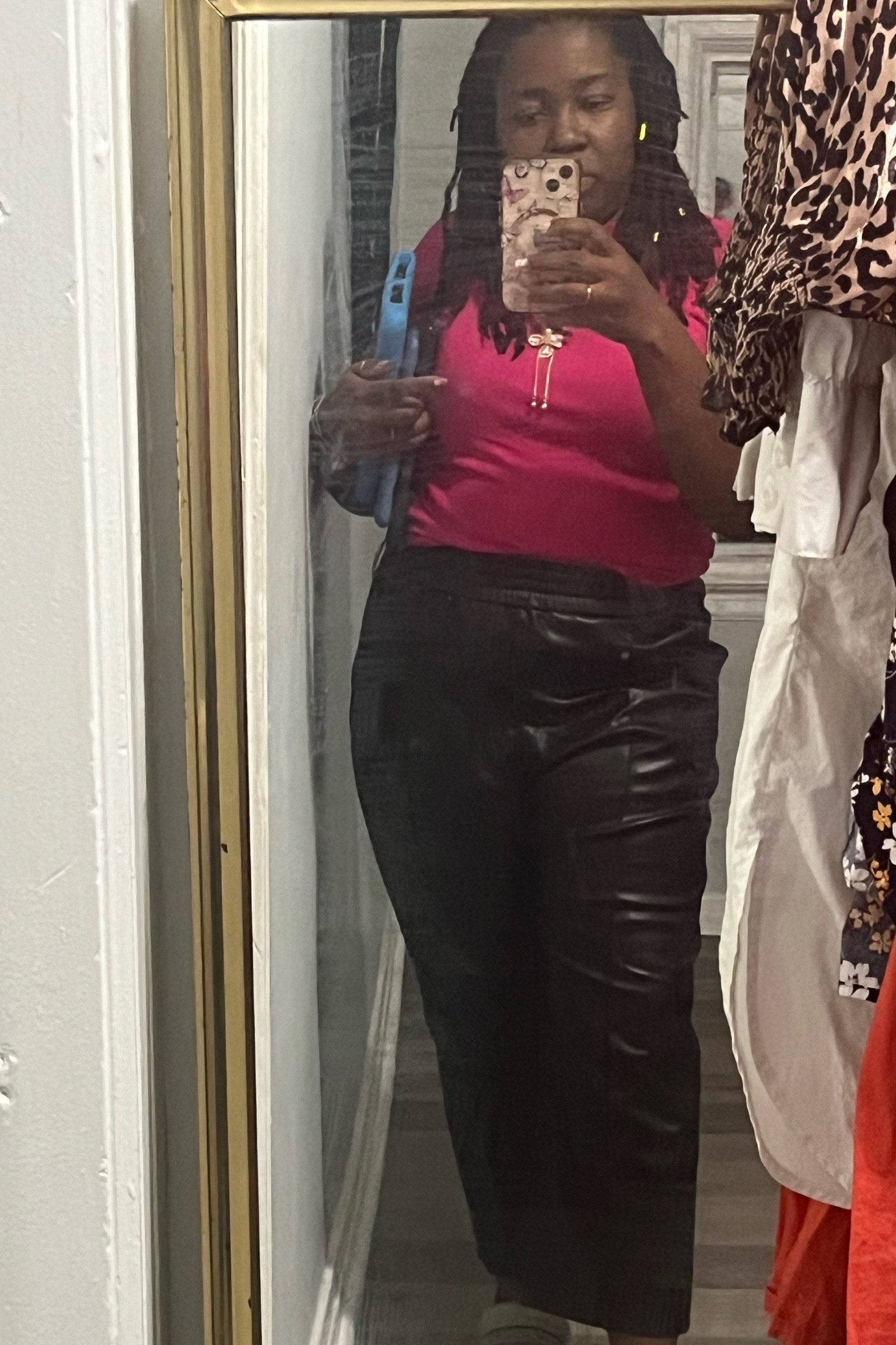 Pink and Leather

This top is at Target and I was gifted these cute leather pants so I’ve linked some others so you can recreate the look.

#shopdeescloset #shopaholicscloset


#LTKSaleAlert #LTKStyleTip #LTKWorkwear