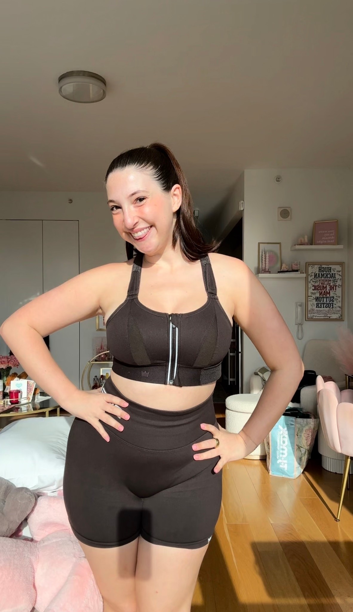 Best sports bra for bigger chests

Midsize style, athletic wear, bigger chest, sports bra, sportswear 

#LTKActive #LTKMidsize