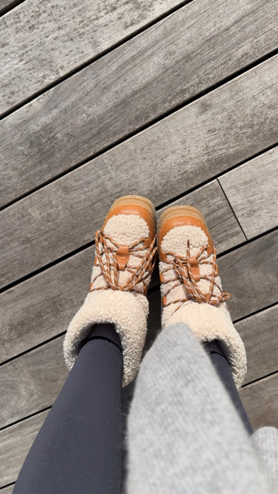 My favorite snow boots 4 years running… love these! And they’re so warm. 

#LTKTravel #LTKSeasonal #LTKActive