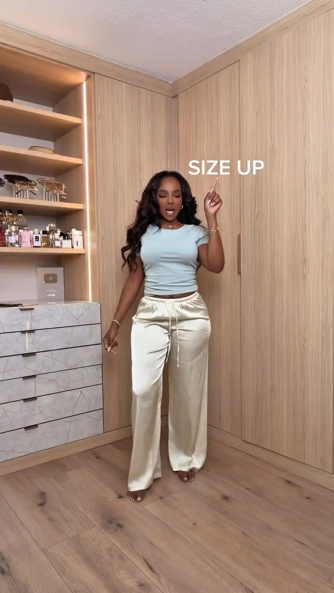 The elevated casual outfits I keep reaching for lately 🤍✨

These are the kind of looks that make getting dressed feel EASY — relaxed trousers, effortless basics, lightweight layers, chic neutrals, and comfy pieces that still look polished for brunch, errands, lunch dates, travel days, or everyday life 🥹

I linked every single outfit, plus the shoes, bags, and accessories so you can recreate the full looks easily. If something opens in another color first, still click it because many of these pieces come in multiple color options ✨

Everything is linked below 🤍
Size Small | 5’4” | 140 lbs
Size up in the first outfit

Which outfit is your favorite: 1, 2, 3, or 4? 👀

#LTKootd #LTKgrwm #LTKvlog