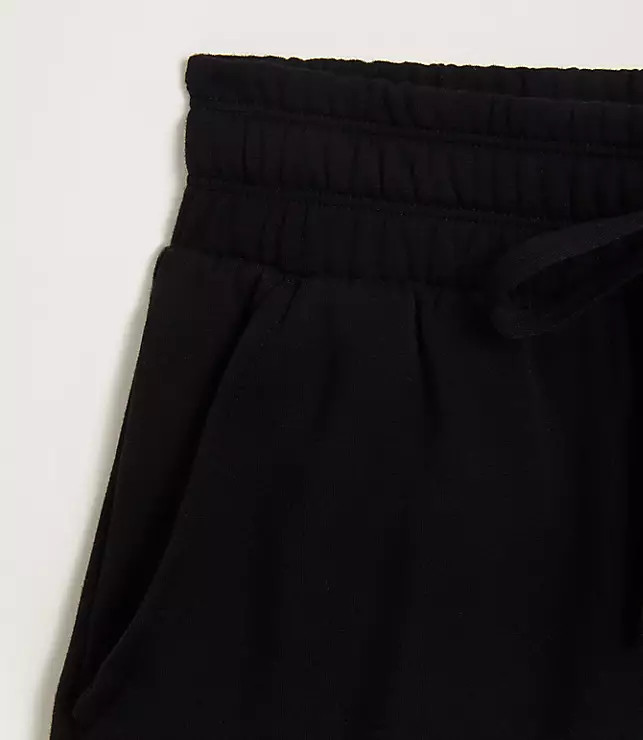 Signaturesoft Plush Drawstring Shorts | Lou & Grey (US)