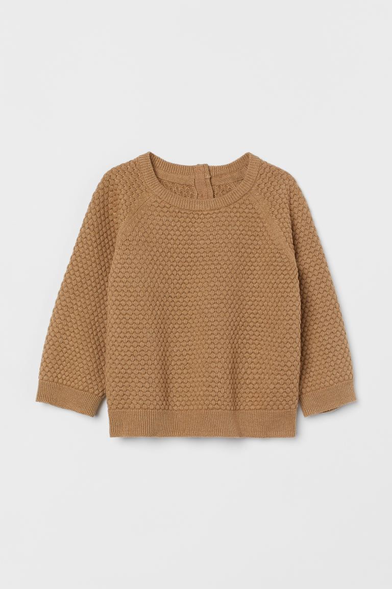 Baby Exclusive. Textured-knit sweater in soft organic cotton. Buttons at back of neck, long ragla... | H&M (US + CA)