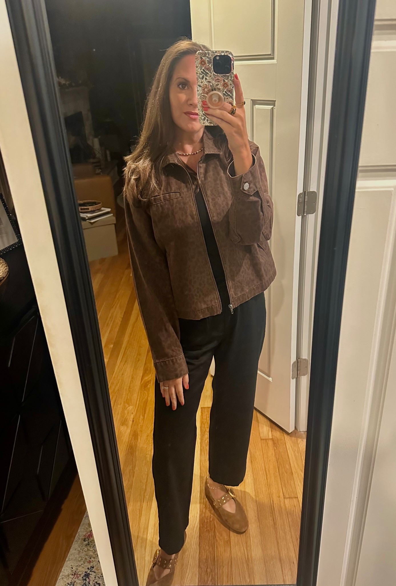today’s office look — finally feeling like fall out there! the jacket and pants are both Gap, shoes are Madewell & SO comfortable  

#LTKStyleTip #LTKShoeCrush #LTKWorkwear