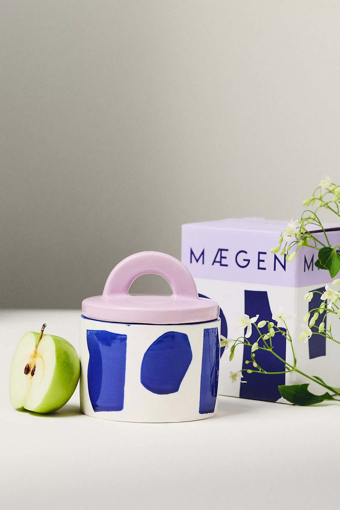 MAEGAN Pablo Pot Woody Night Jasmine & Cedar Ceramic Candle | Anthropologie (US)