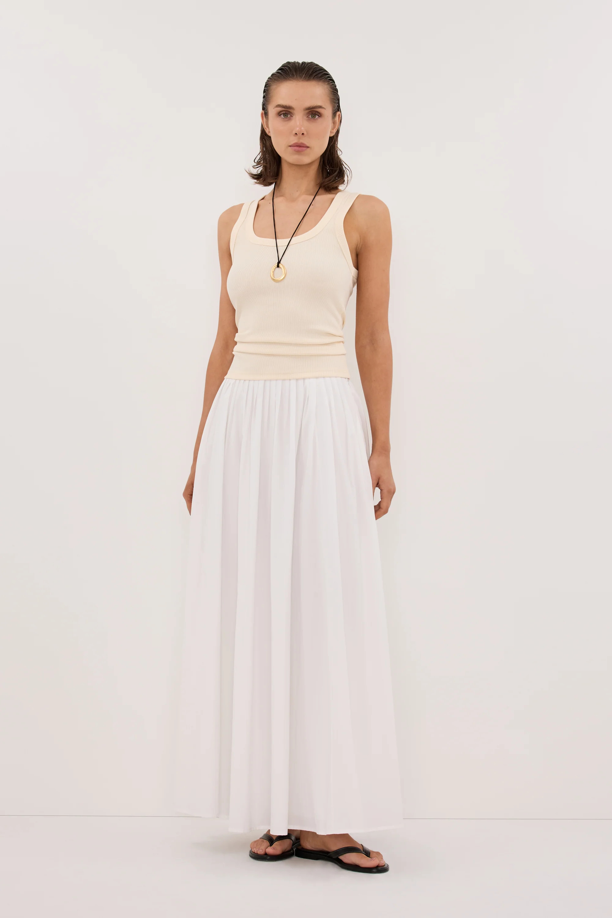 CLARA SANDSTONE SCOOP NECK TANK | DISSH