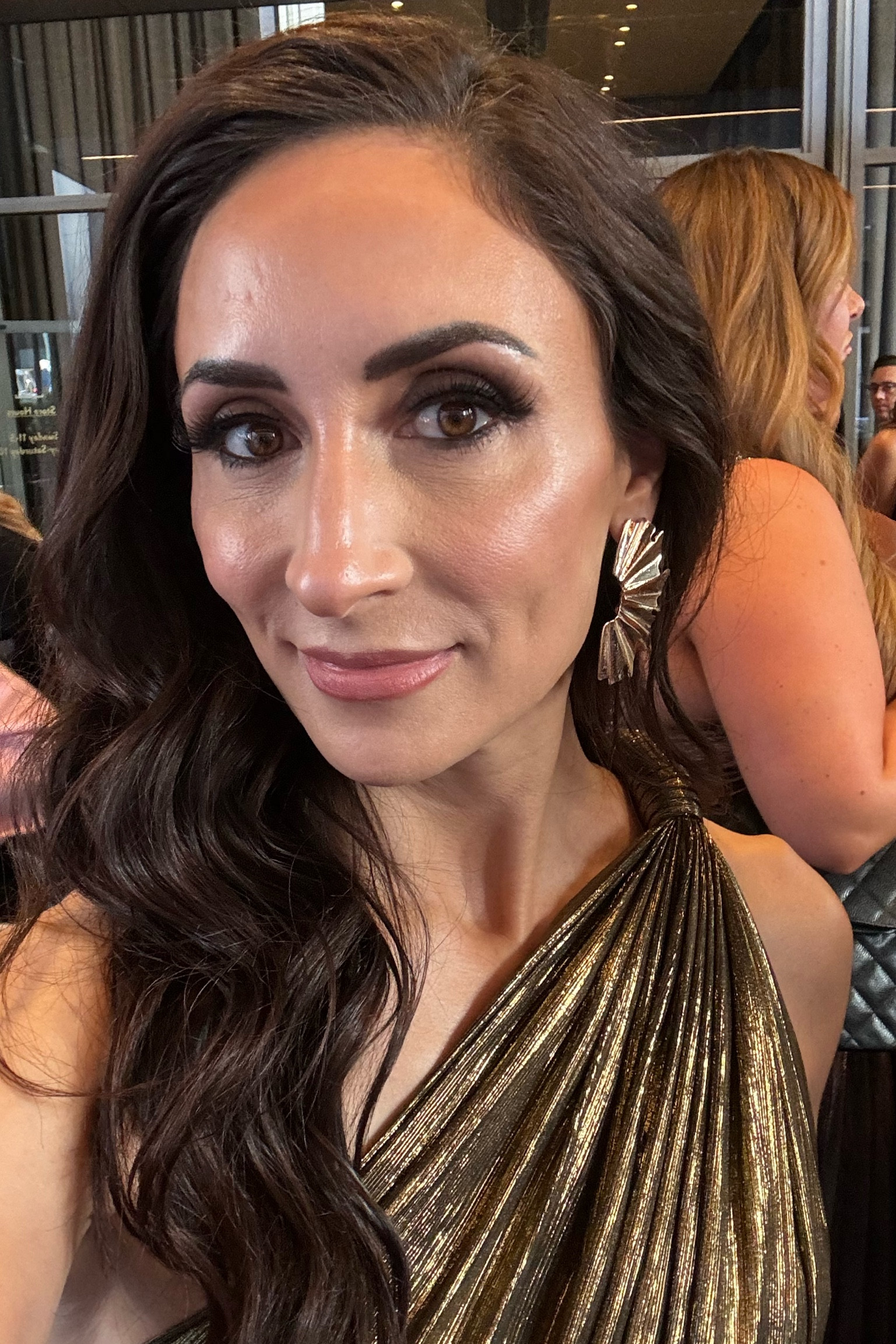 These affordable earrings from Amazon were the perfect touch with my dress! 

Gold earrings -budget friendly jewelry

#LTKCon #LTKHome #LTKSeasonal