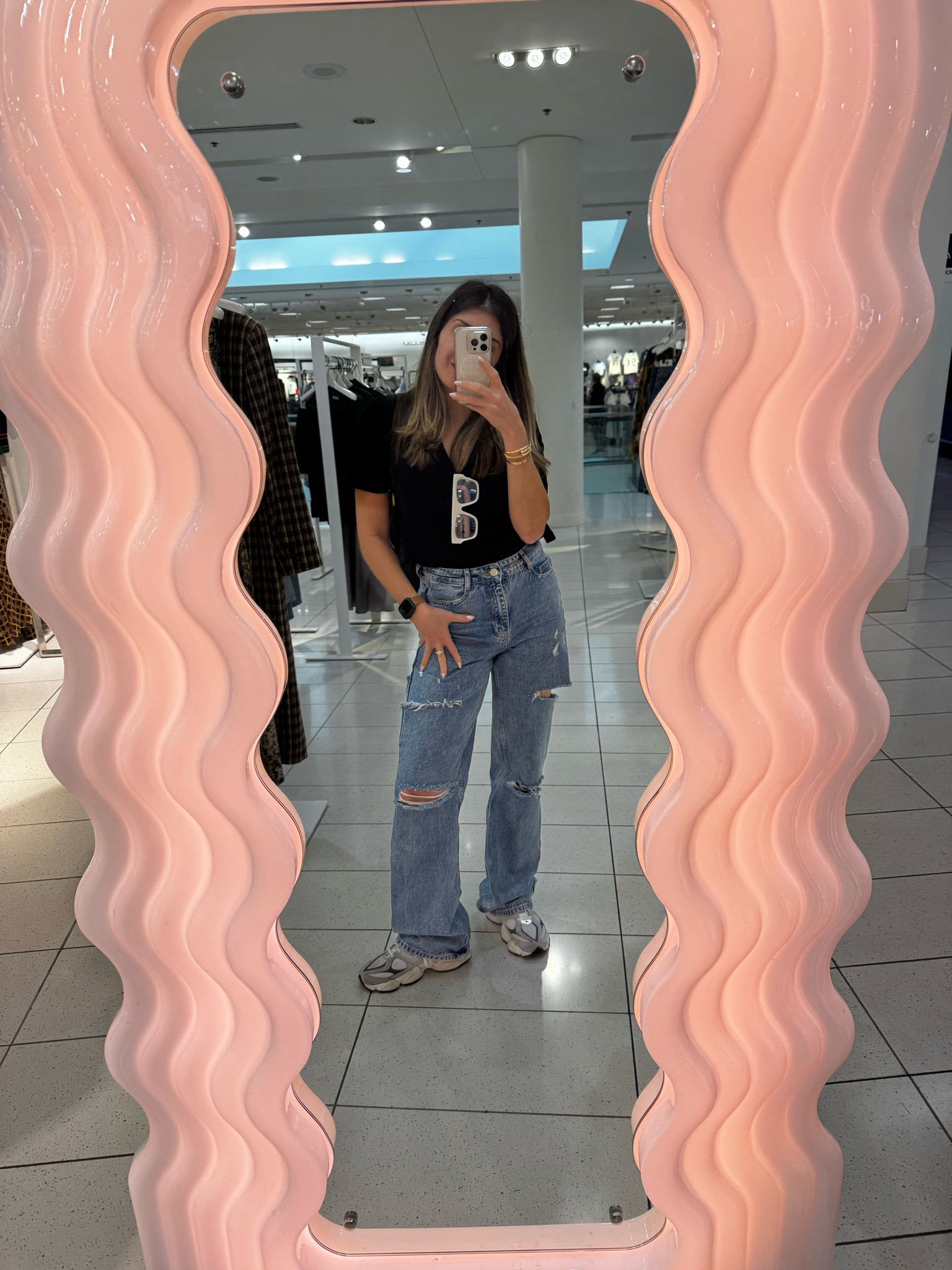 I need this selfie mirror so badly. Uniquely artistic and so fun. Should I buy it? 
Head to toe Zara but can’t post my products just yet! 

#LTKHome #LTKBeauty #LTKSaleAlert