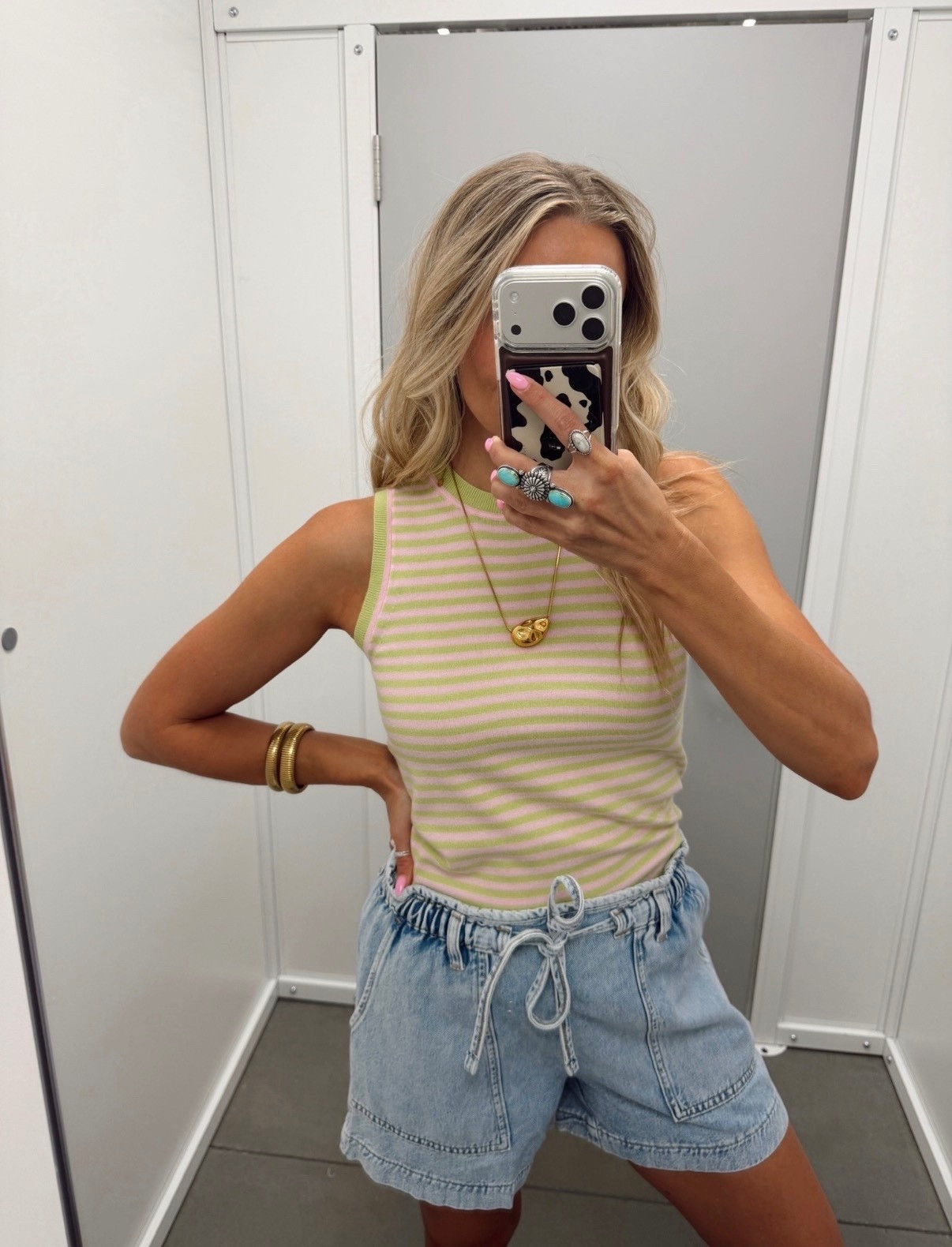 🤍 Best seller for good reason. JCrew lookalike tank & the viral gap inspired shorts! 

#LTKgrwm #LTKootd #LTKmomlife