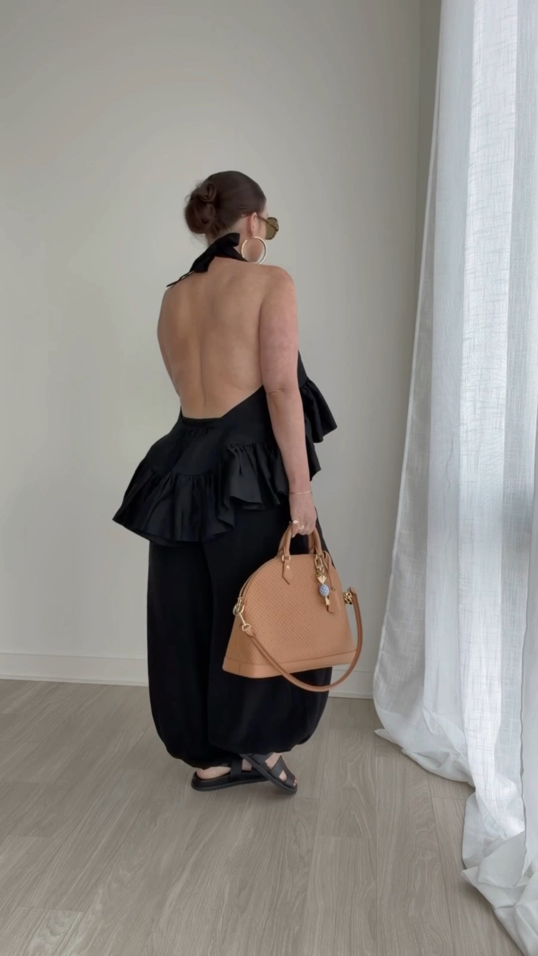 Both pants & top run true to size

Linen halter top is pretty big though

#LTKgrwm #LTKootd