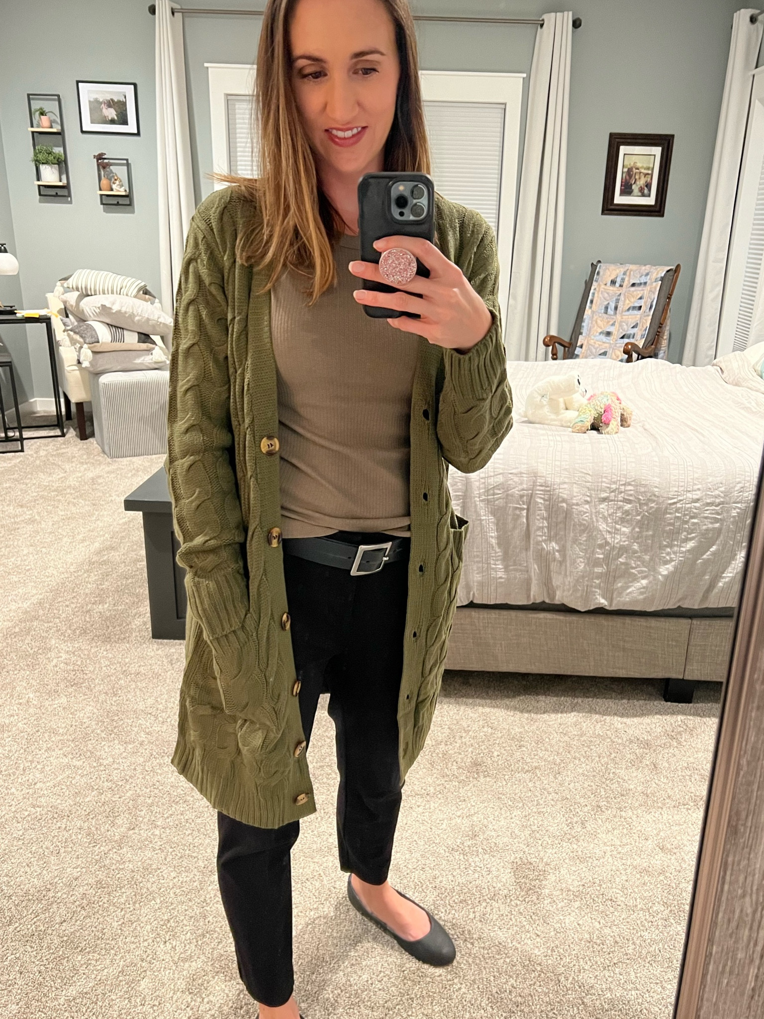 Love this new sweater for fall! 

#LTKSeasonal #LTKbeauty #LTKstyletip