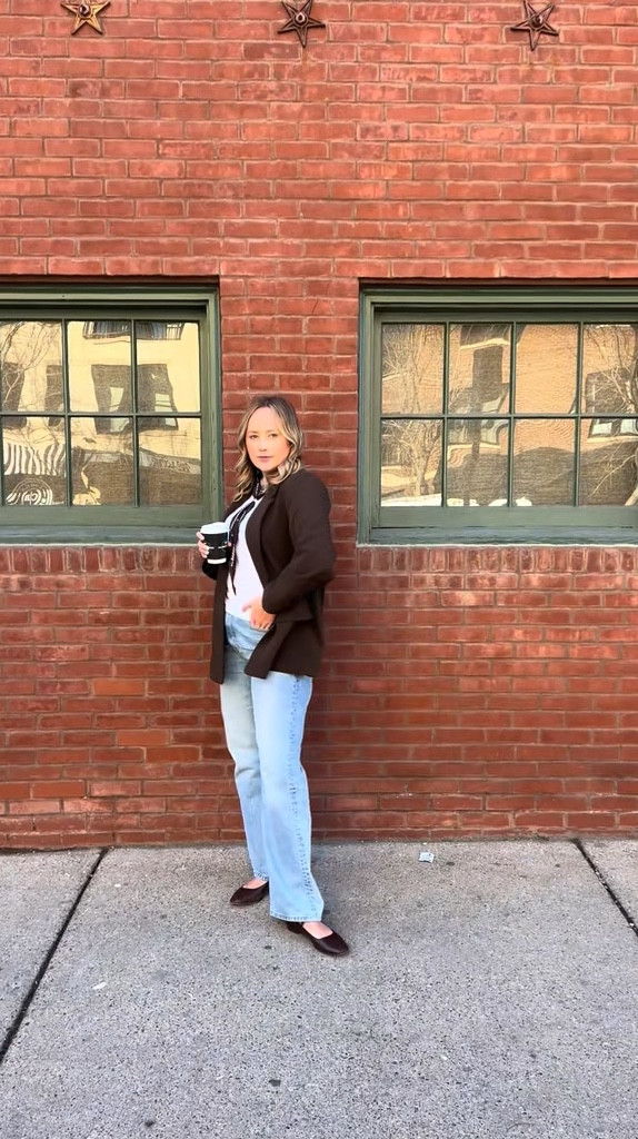 Spring outfit & loving on the neck scarf trend ✨

#LTKSpringSale #LTKFindsUnder50 #LTKStyleTip