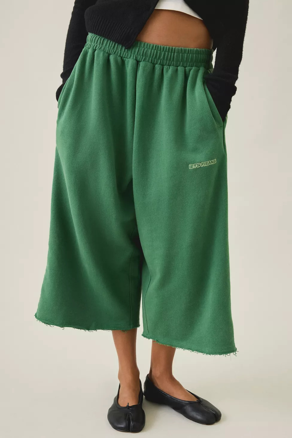 iets frans… Harri Piped Wide Leg Cropped Jogger Pants | Urban Outfitters (US and RoW)