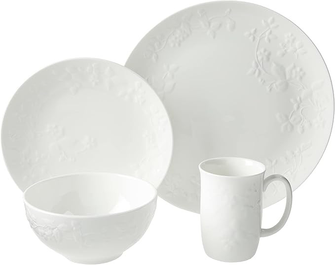 Wedgwood Wild Strawberry White 4-Piece Place Setting | Amazon (US)