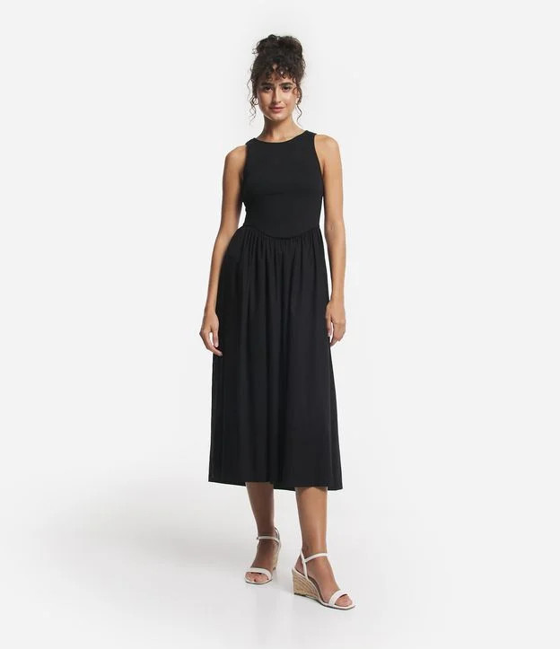 Vestido Midi em Malha com Recorte e Franzido na Cintura Preto | Renner (BR)