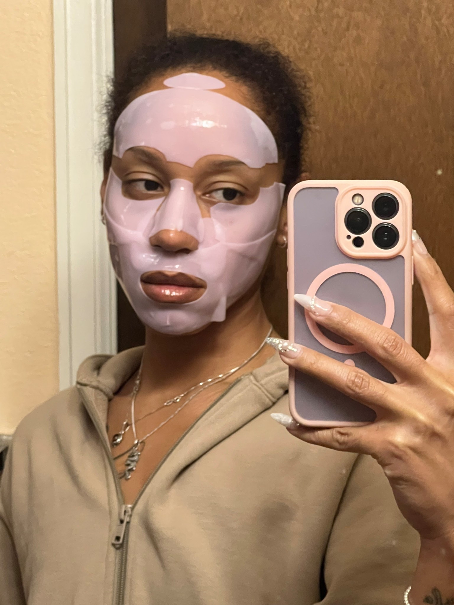 This mask>>>

#LTKselfcare #LTKBeauty #LTKdayinmylife
