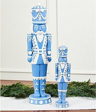 Southern Living Meet Me Under The Mistletoe Resin Nutcracker -  Large | Dillard's