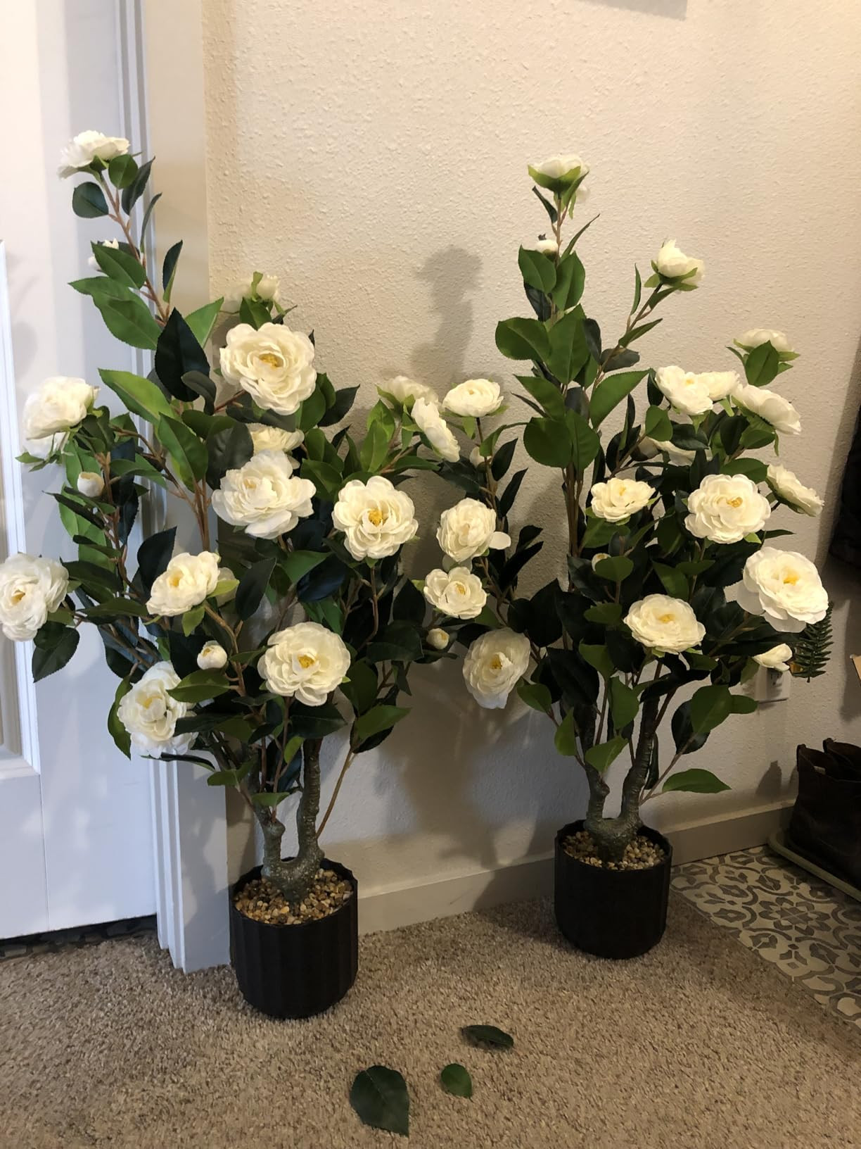 Goplus 35.5’’ Artificial Camellia Tree, Flower Plants Artificial Tree, Faux Floral Plant Bloo... | Amazon (US)