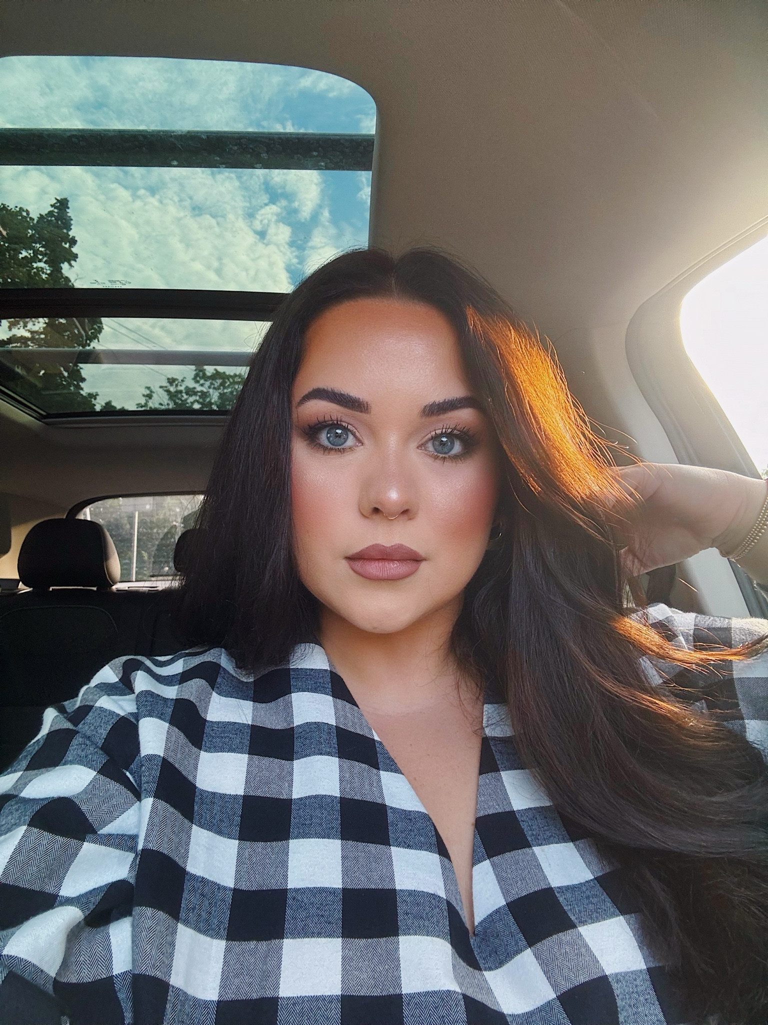 Looking like a hot ones wing today baby! I used the Wander beauty trailblazer eyeshadow palette but unfortunately can’t link it! 

#LTKStyleTip #LTKBeauty #LTKPlusSize