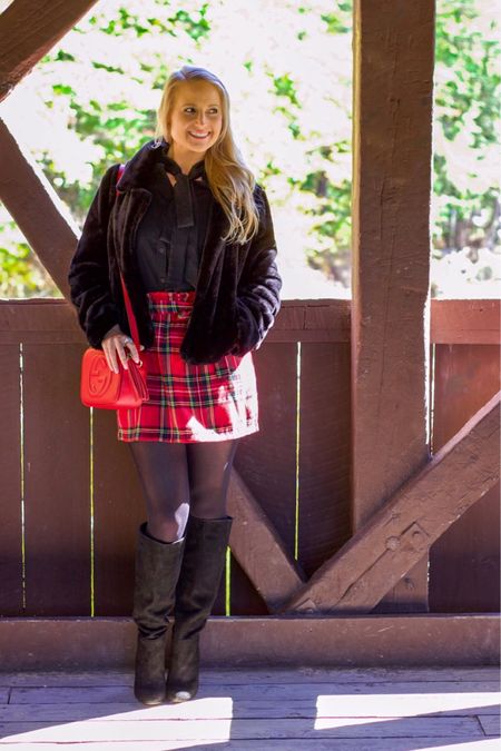 Plaid is my favorite winter print! ♥️


Winter outfit, Holiday party outfit, Christmas outfit, winter fashion outfit, winter outfit 2023, plaid skirt outfit, faux fur jacket, gucci disco soho 

#LTKHoliday #LTKparties #LTKSeasonal