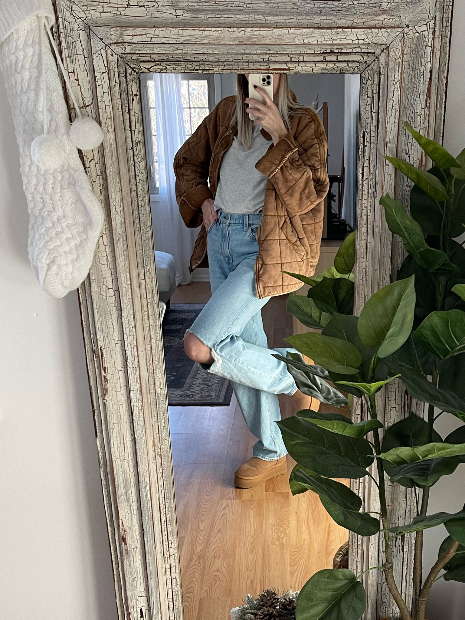 jeans & t-shirt are 25% off + 15% off with code BLACKFRIDAYAF 🖤 free shipping on orders $99+ !!!

jacket: L
shirt: L
jeans: 29L

#LTKCyberWeek #LTKsalealert #LTKSeasonal