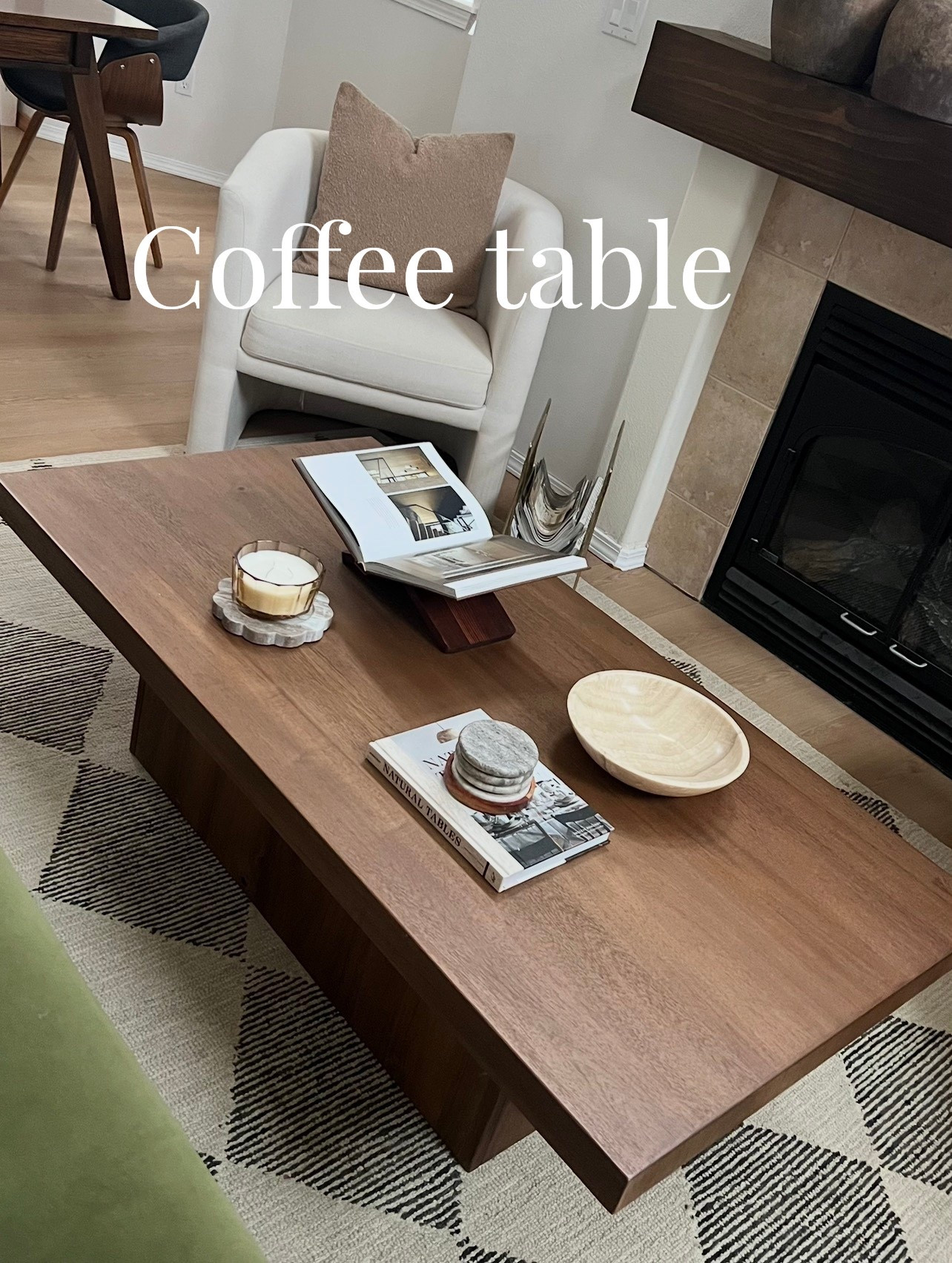 Mi mesa favorita !
#coffeetable #spring #coffeetabledecor

#LTKmomlife #LTKSeasonal #LTKvlog
