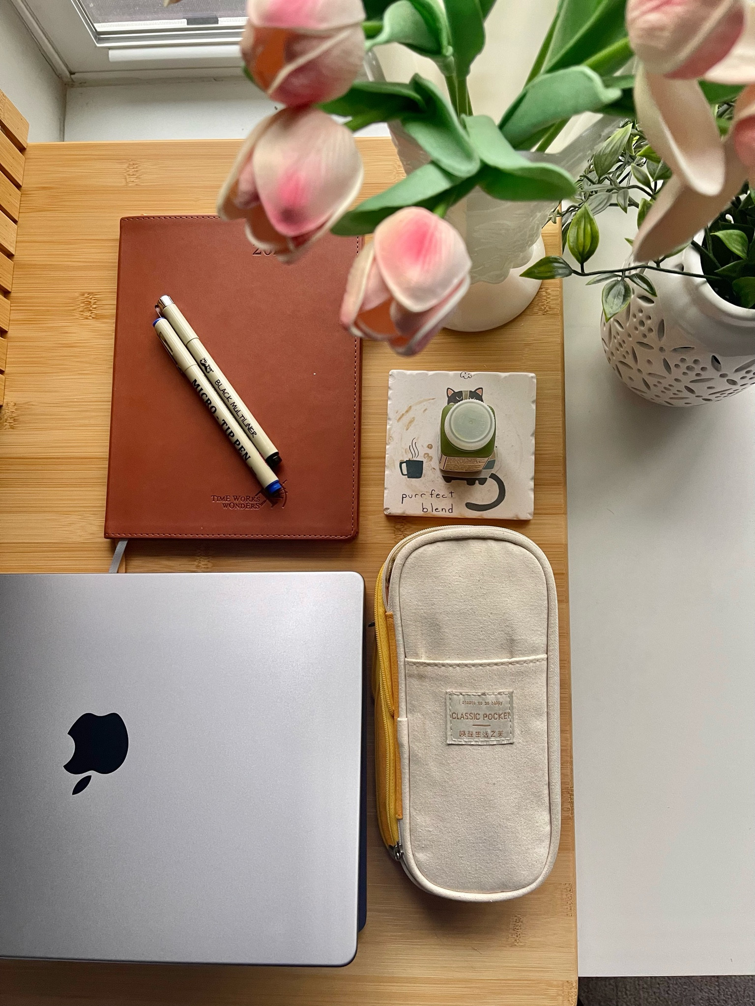 work from home station 📝