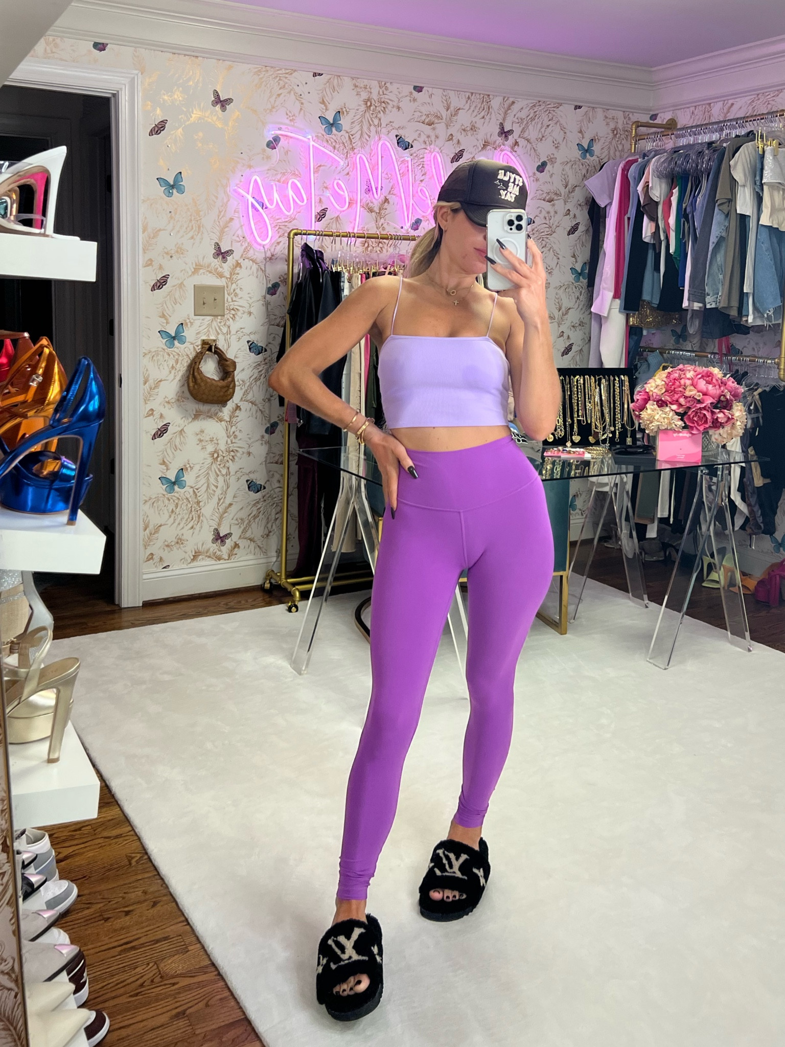 love this bandeau top for Pilates! Stays in place so perfectly 💥

Top - violet skies, size XS
Leggings - magenta, size 4


#LTKstyletip #LTKshoecrush #LTKfit