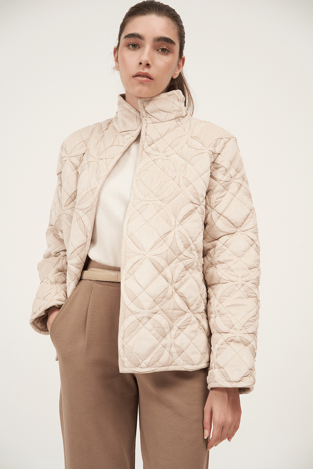 Casaco Aplique Veludo Bege Missinclof - Bege - Gallerist | Moda Autoral e Contemporânea | Gallerist (BR)