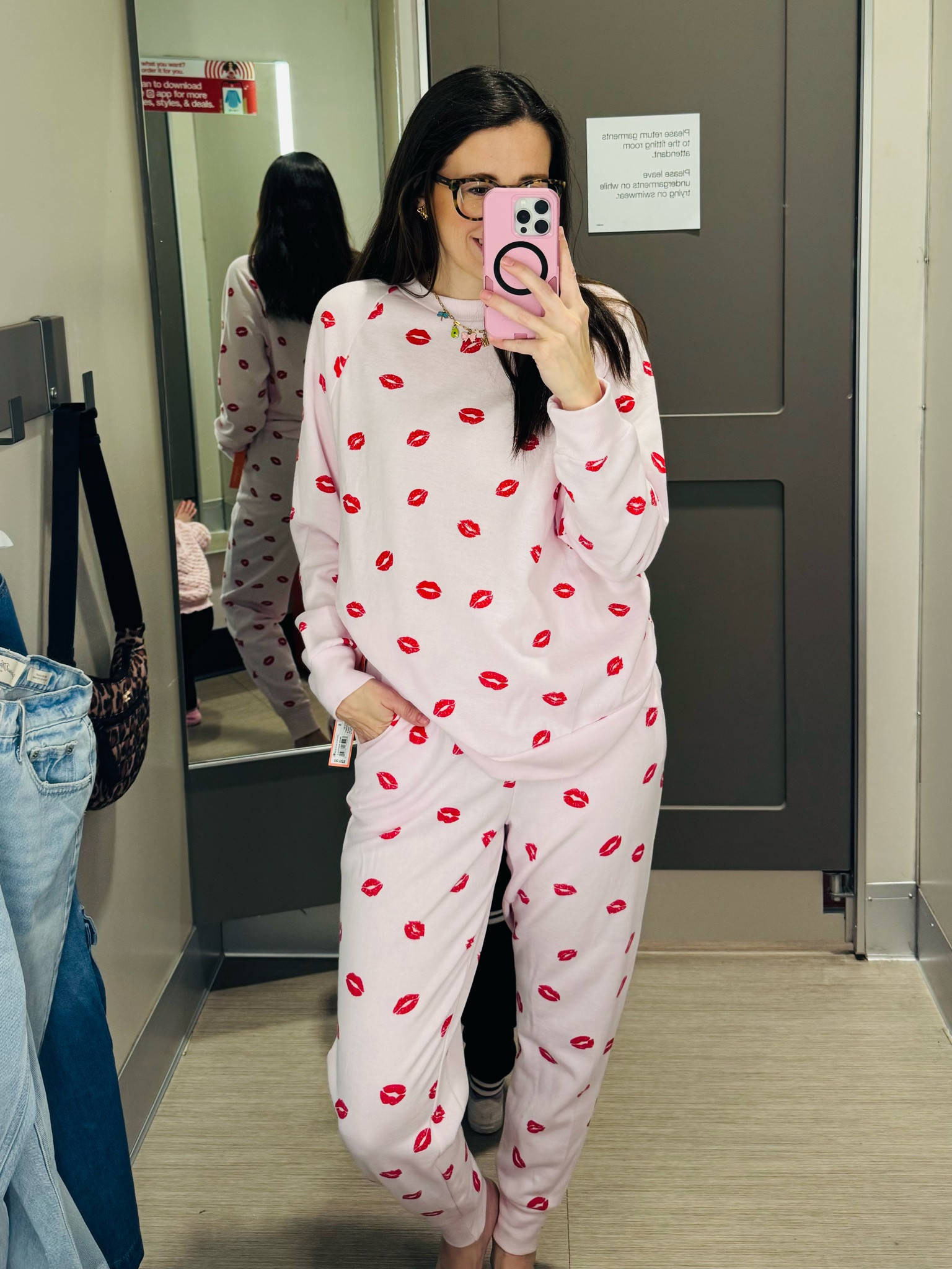 How cute is this set from Target?! 🩷