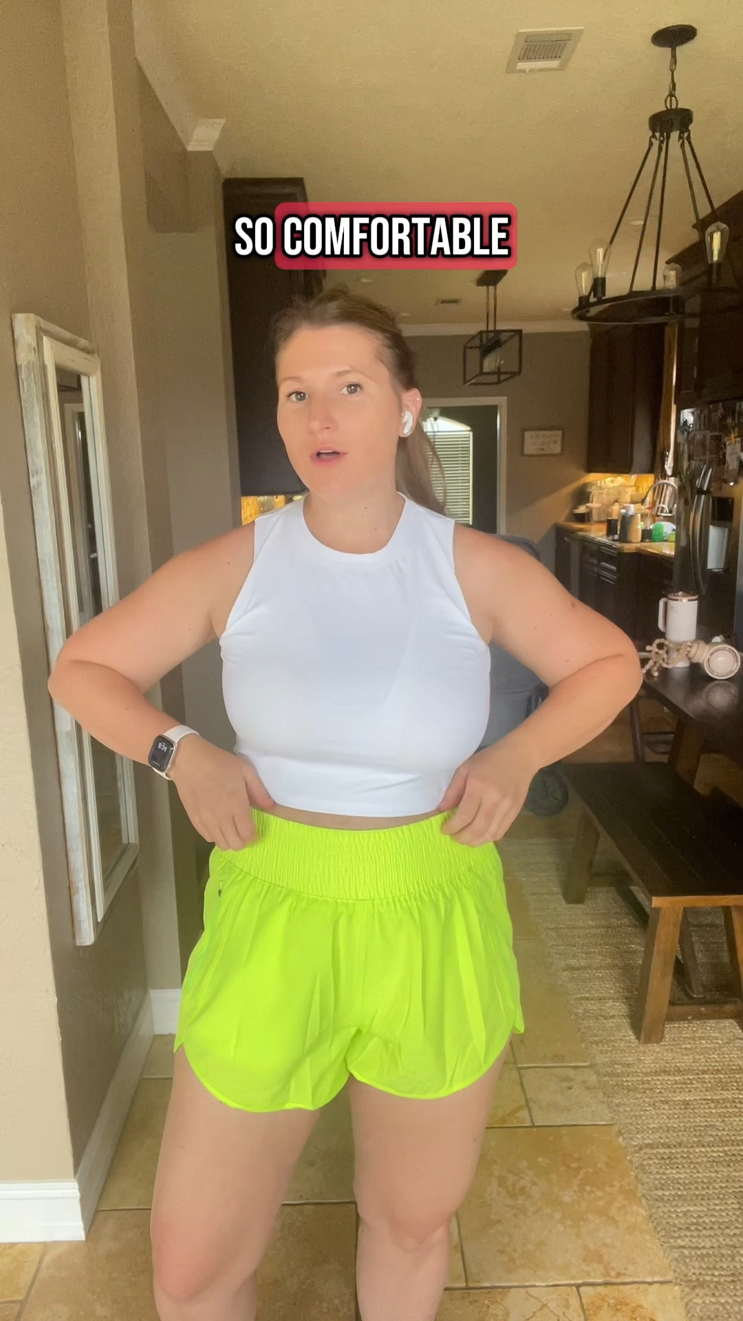 In a large in top & bottom. The shorts are SO good for a postpartum belly 

#LTKStyleTip #LTKActive #LTKMidsize