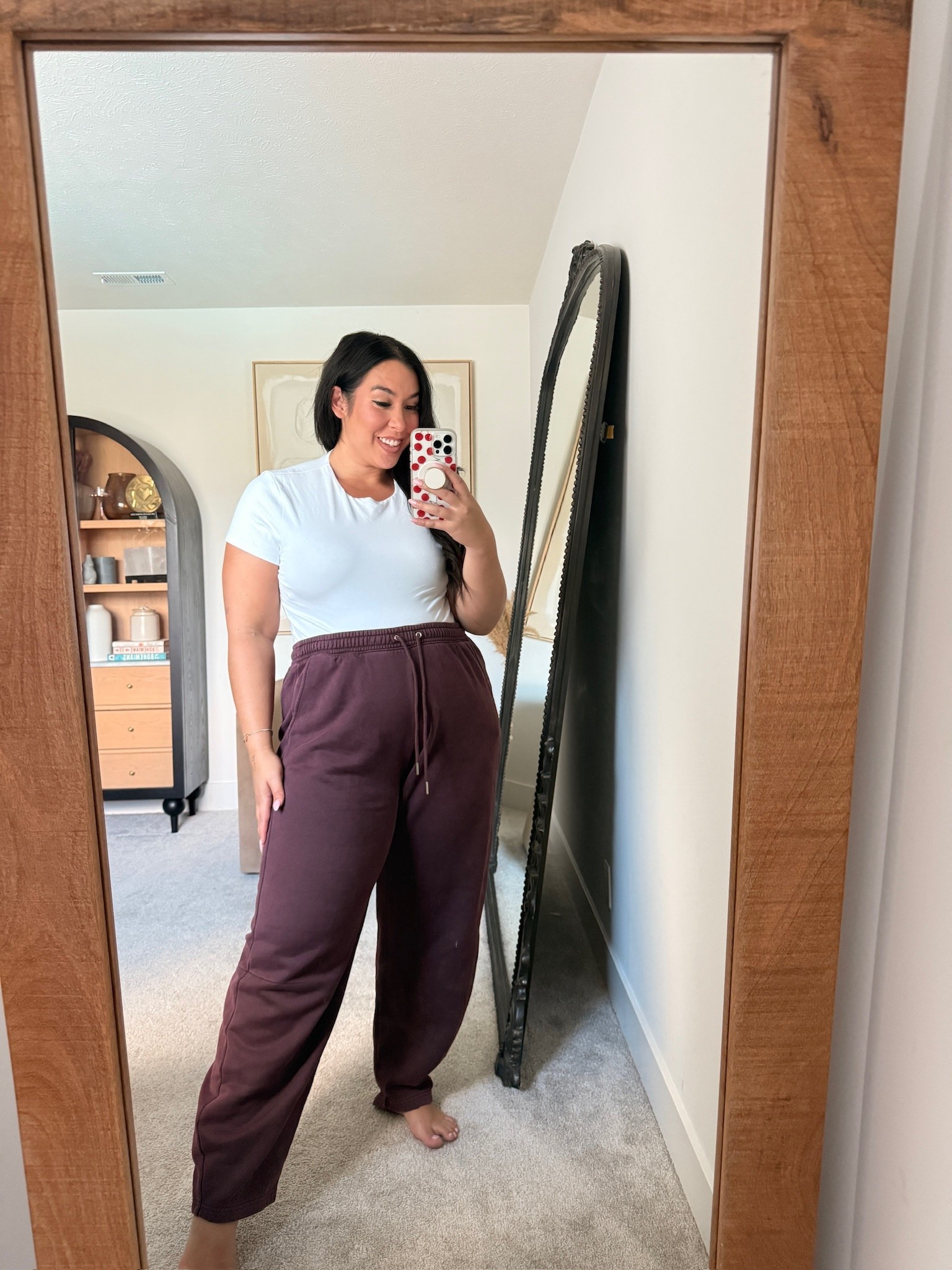 Wearing size XL! 
-
-
-
Midsize fashion, comfy casual, loungewear, sweatpants, abercrombie finds 

#LTKMidsize #LTKStyleTip